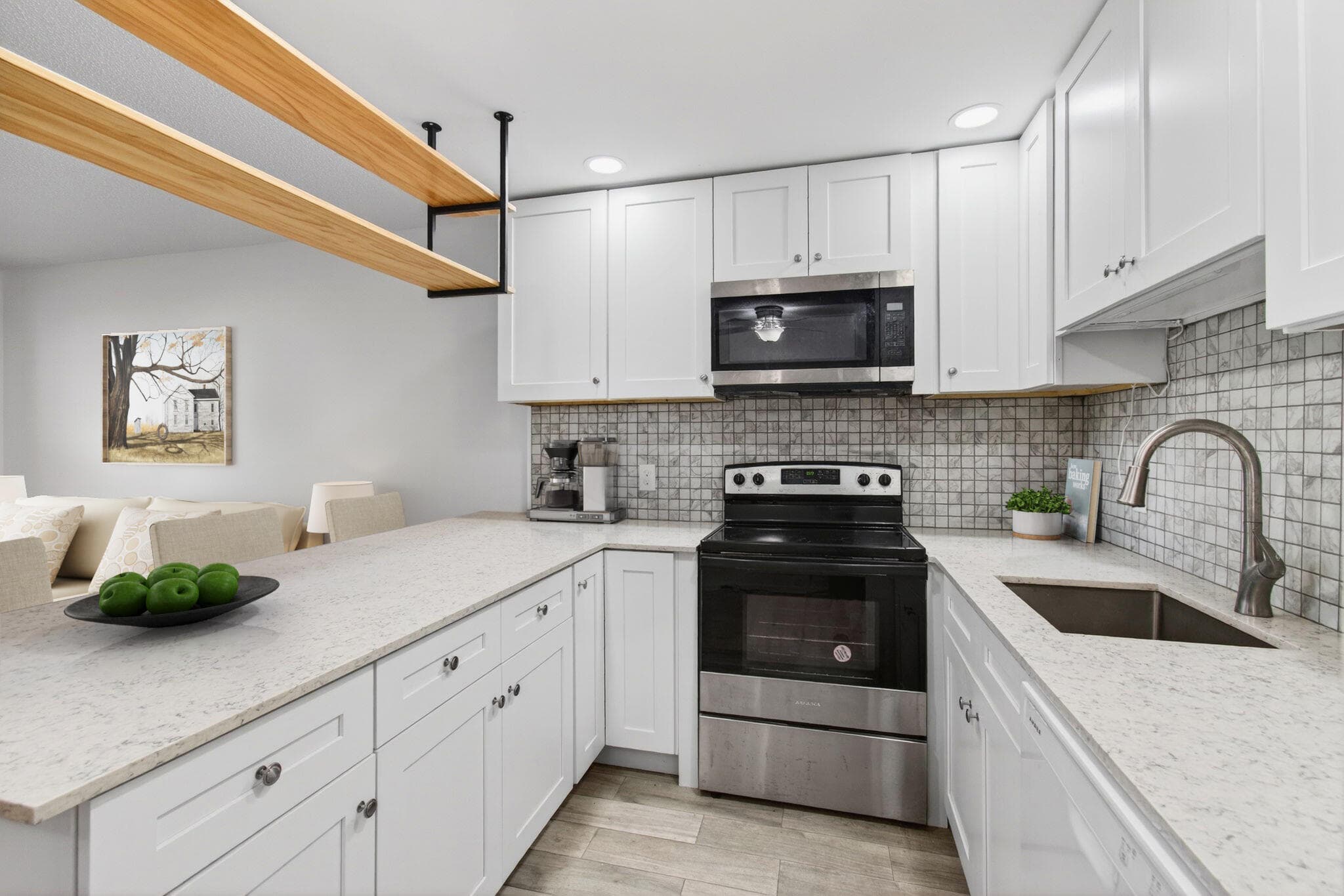 247 Ventnor R, Deerfield Beach, FL 33442 17