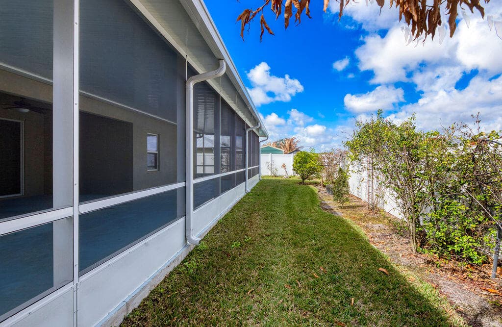 5285 NW South Delwood Drive, Port St. Lucie, FL 34986 46