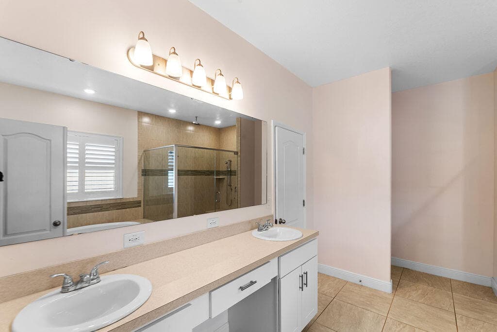 5285 NW South Delwood Drive, Port St. Lucie, FL 34986 26