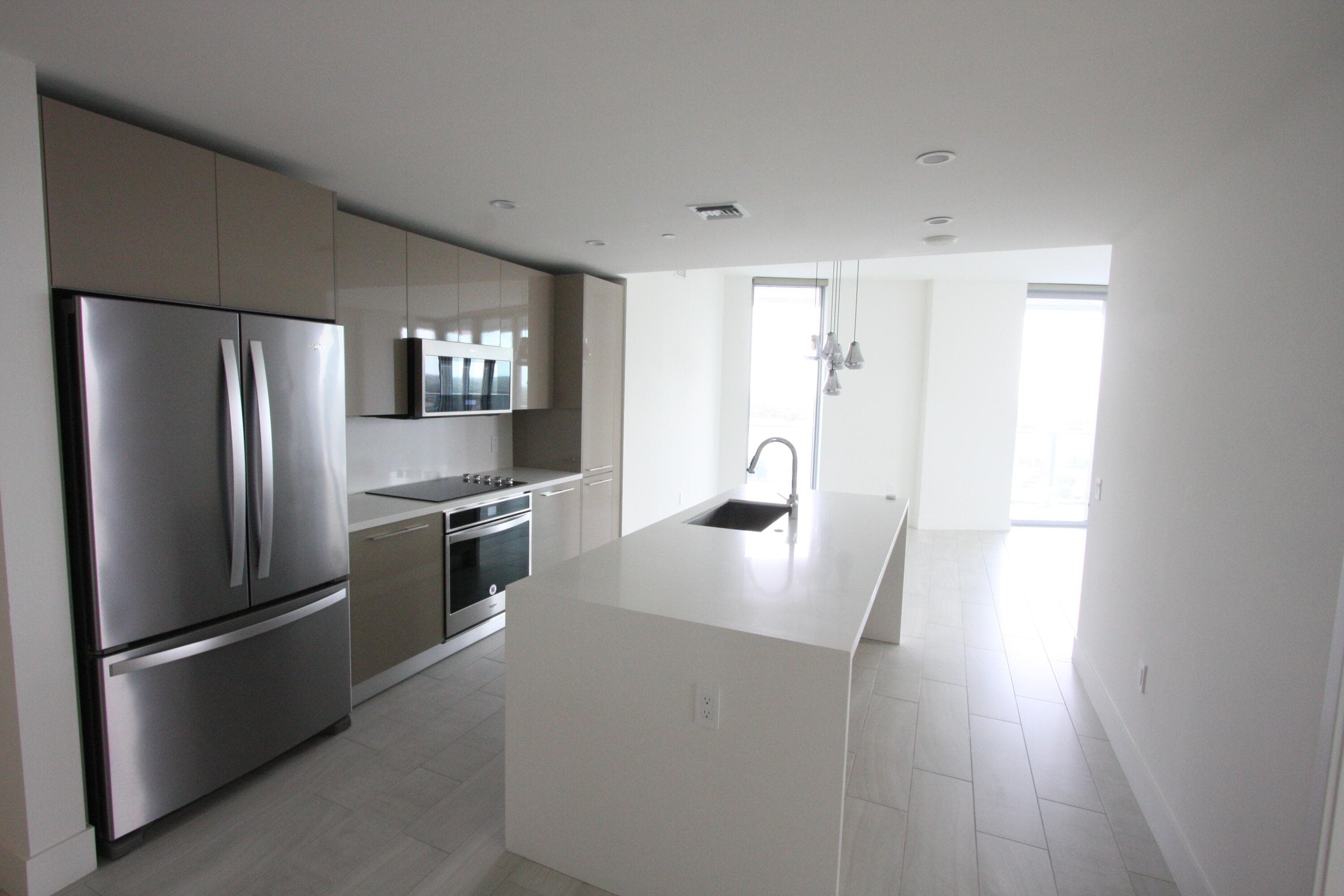 2000 Metropica Way 1609, Sunrise, FL 33323 32