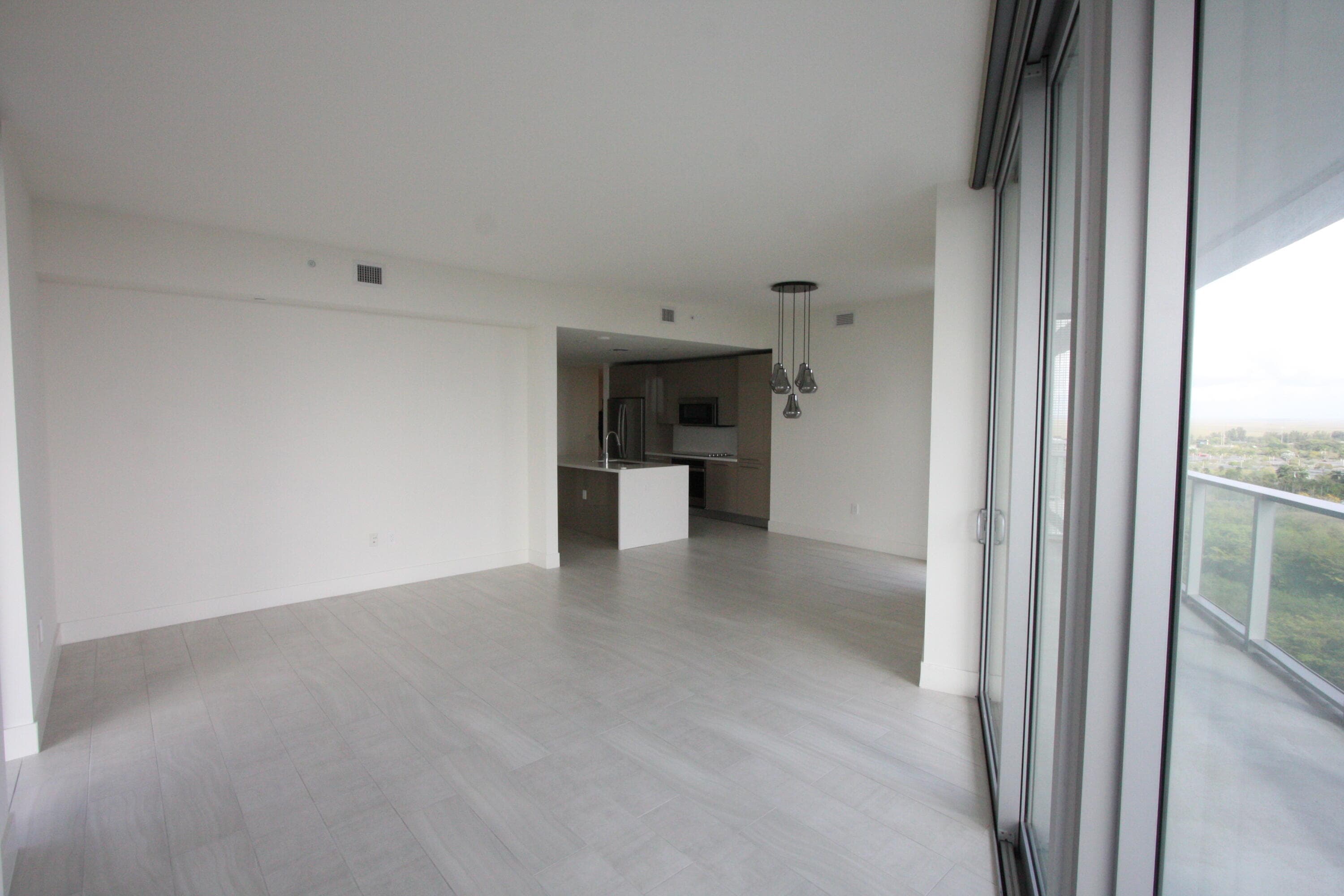 2000 Metropica Way 1609, Sunrise, FL 33323 37