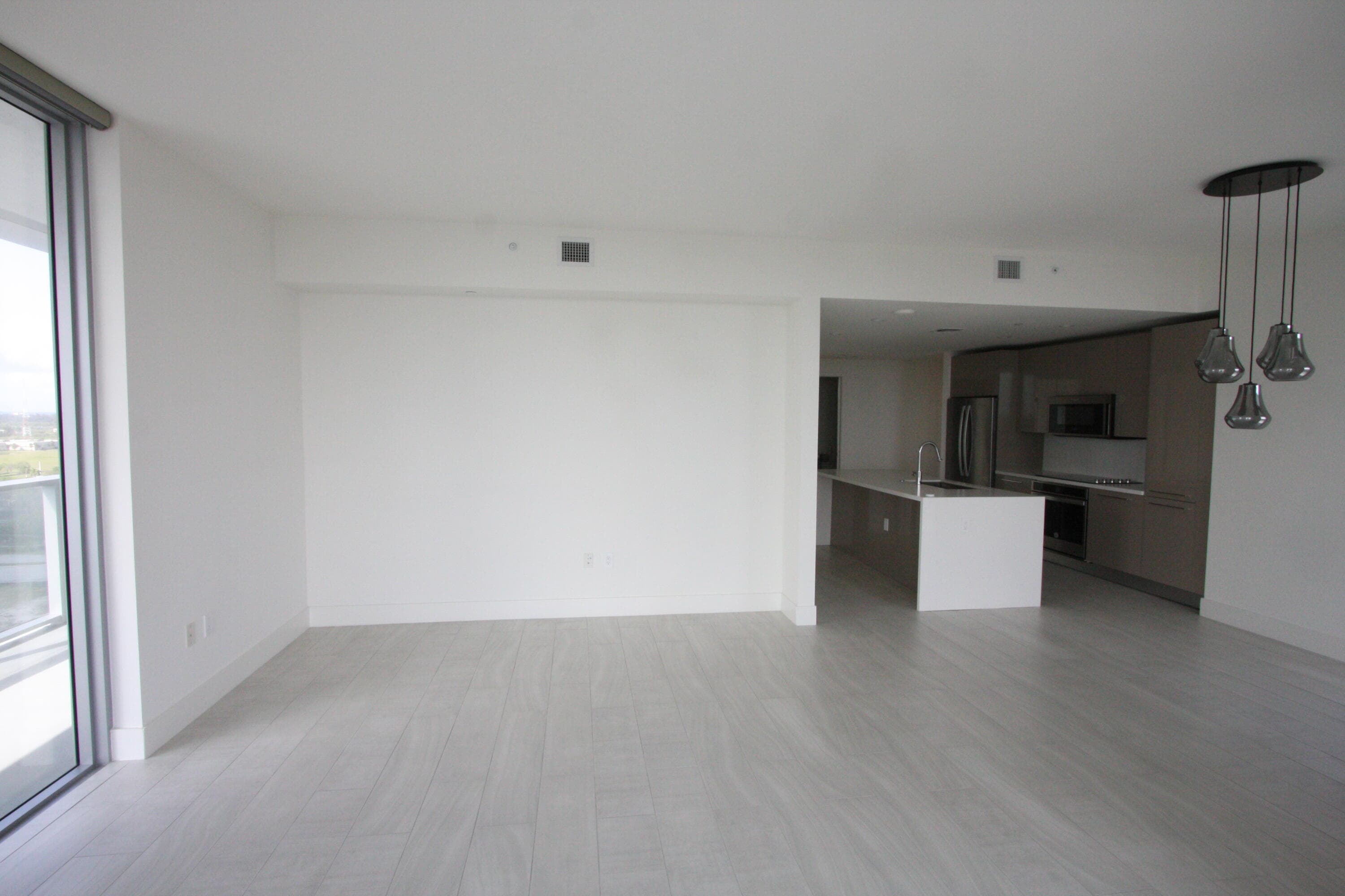 2000 Metropica Way 1609, Sunrise, FL 33323 38