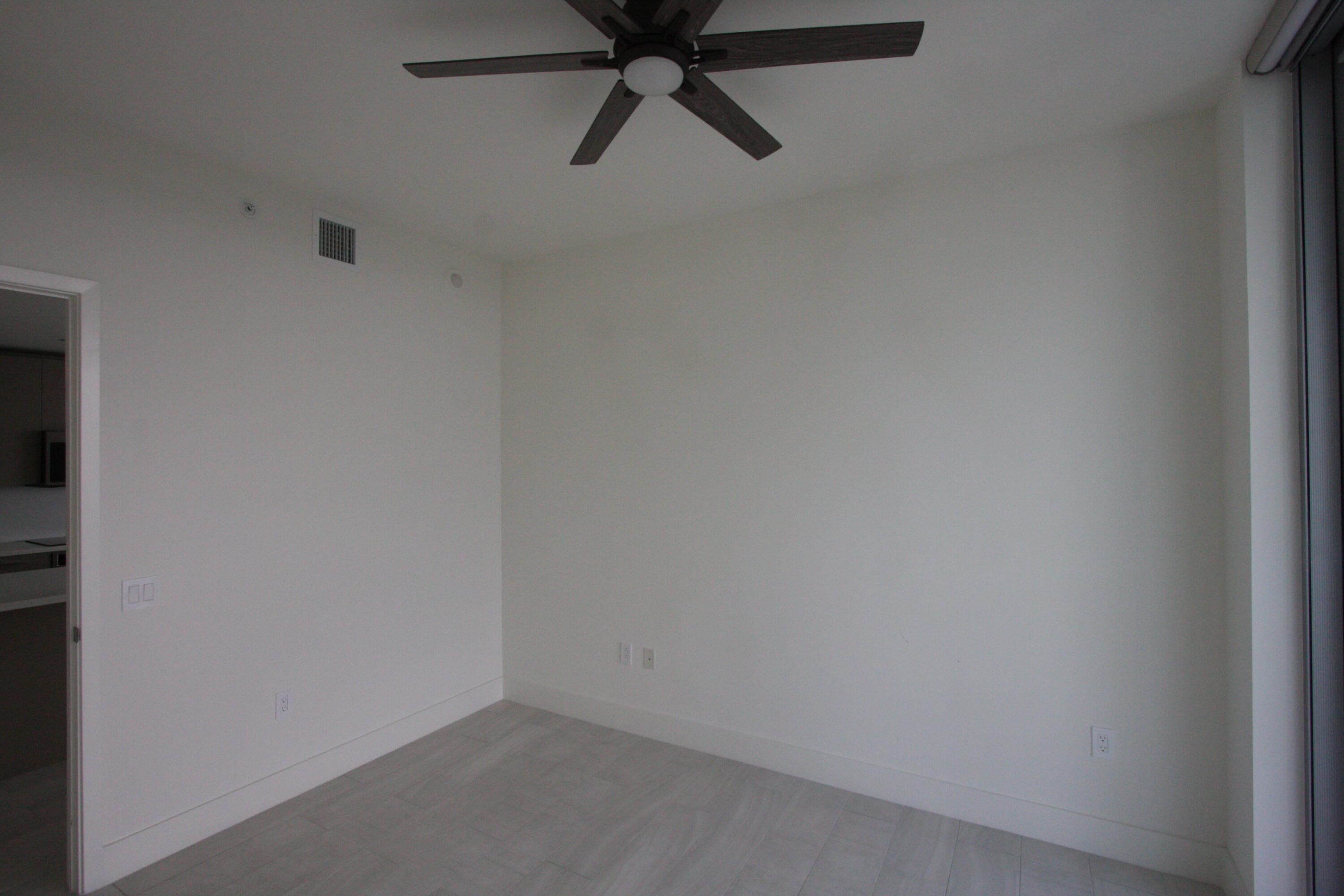 2000 Metropica Way 1609, Sunrise, FL 33323 40