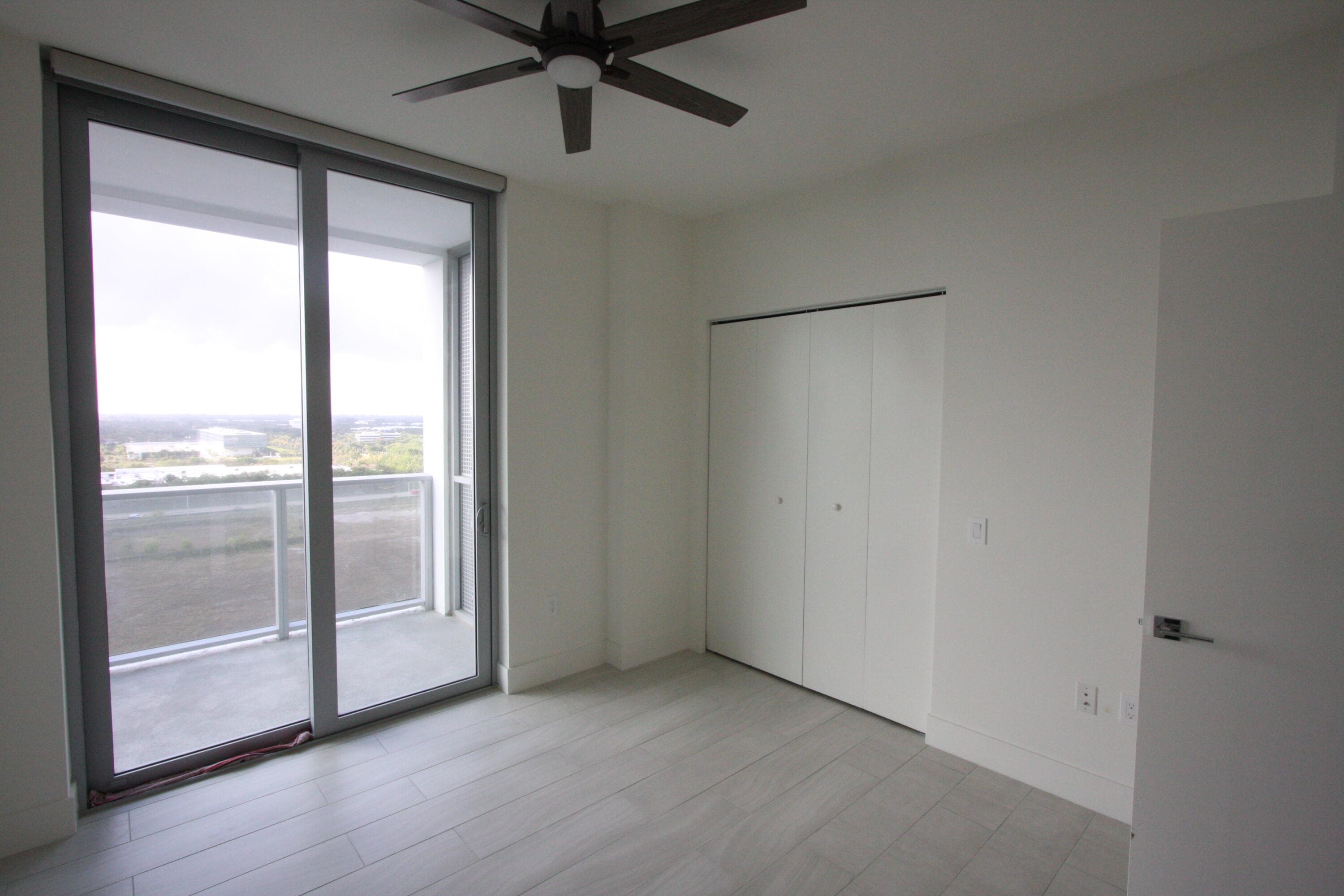2000 Metropica Way 1609, Sunrise, FL 33323 42