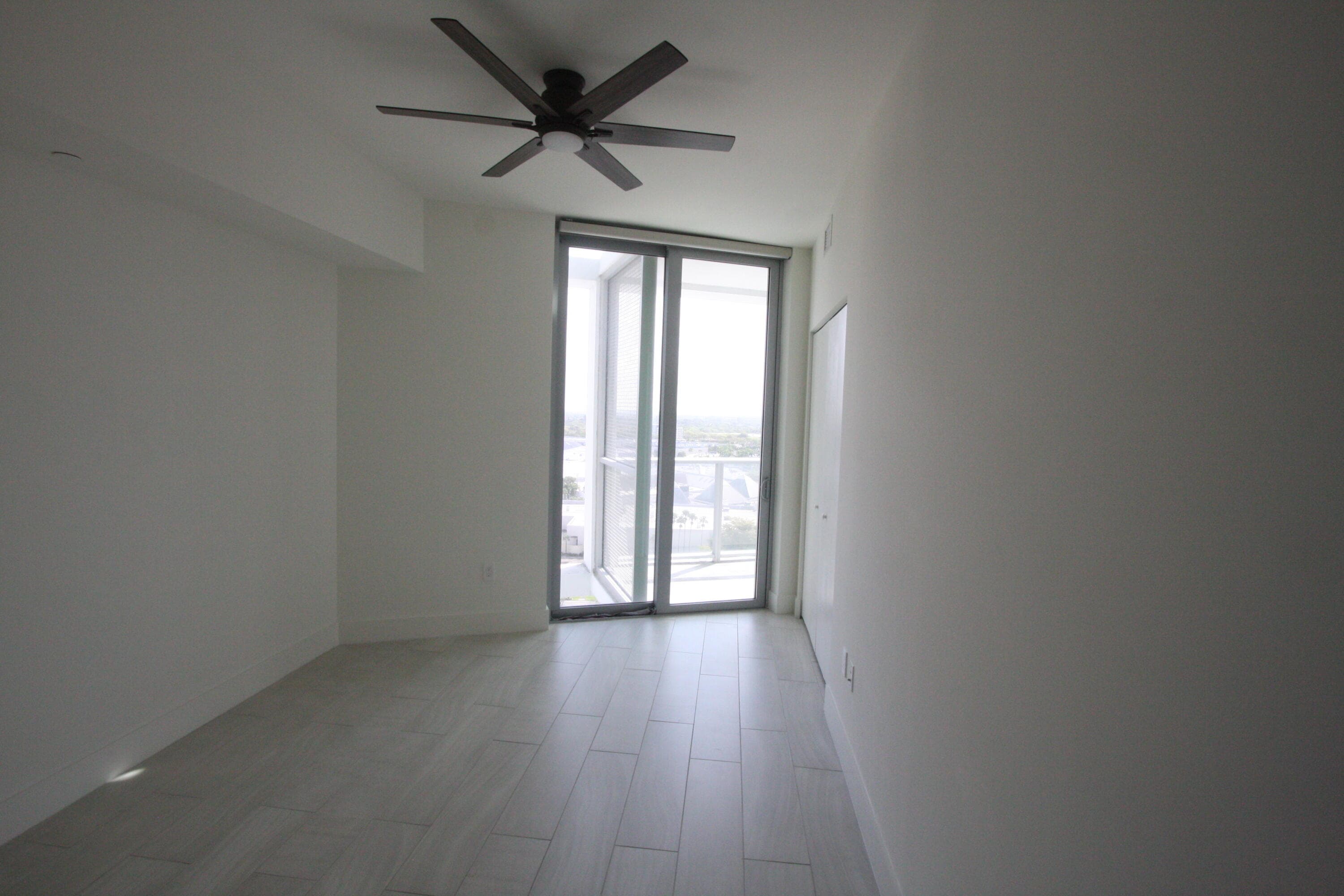 2000 Metropica Way 1609, Sunrise, FL 33323 53