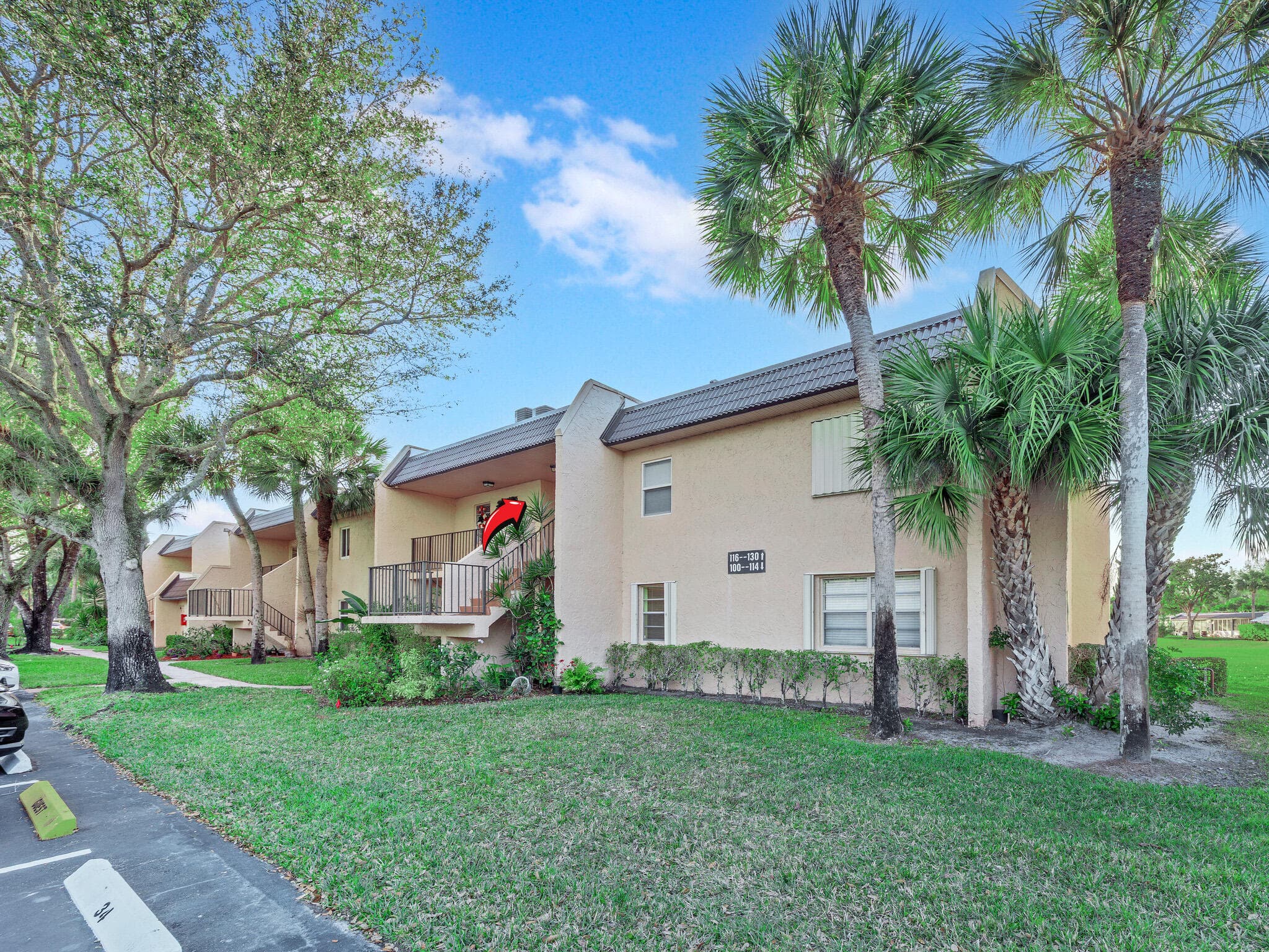 130 Lake Constance Drive, West Palm Beach, FL 33411 2