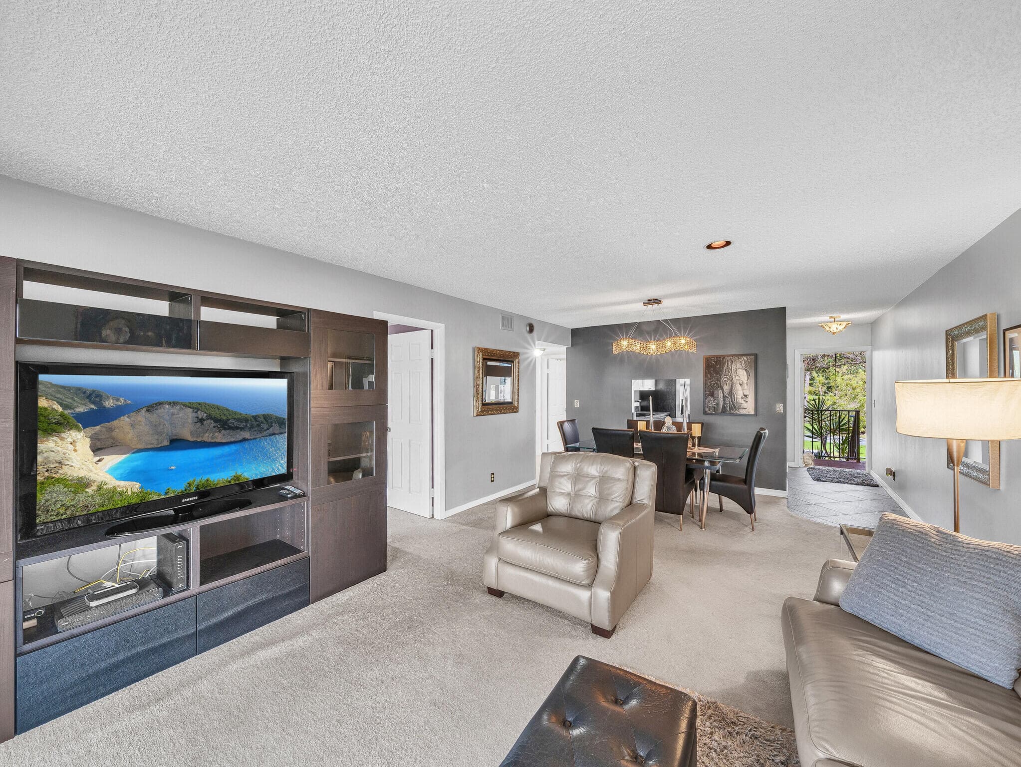 130 Lake Constance Drive, West Palm Beach, FL 33411 19