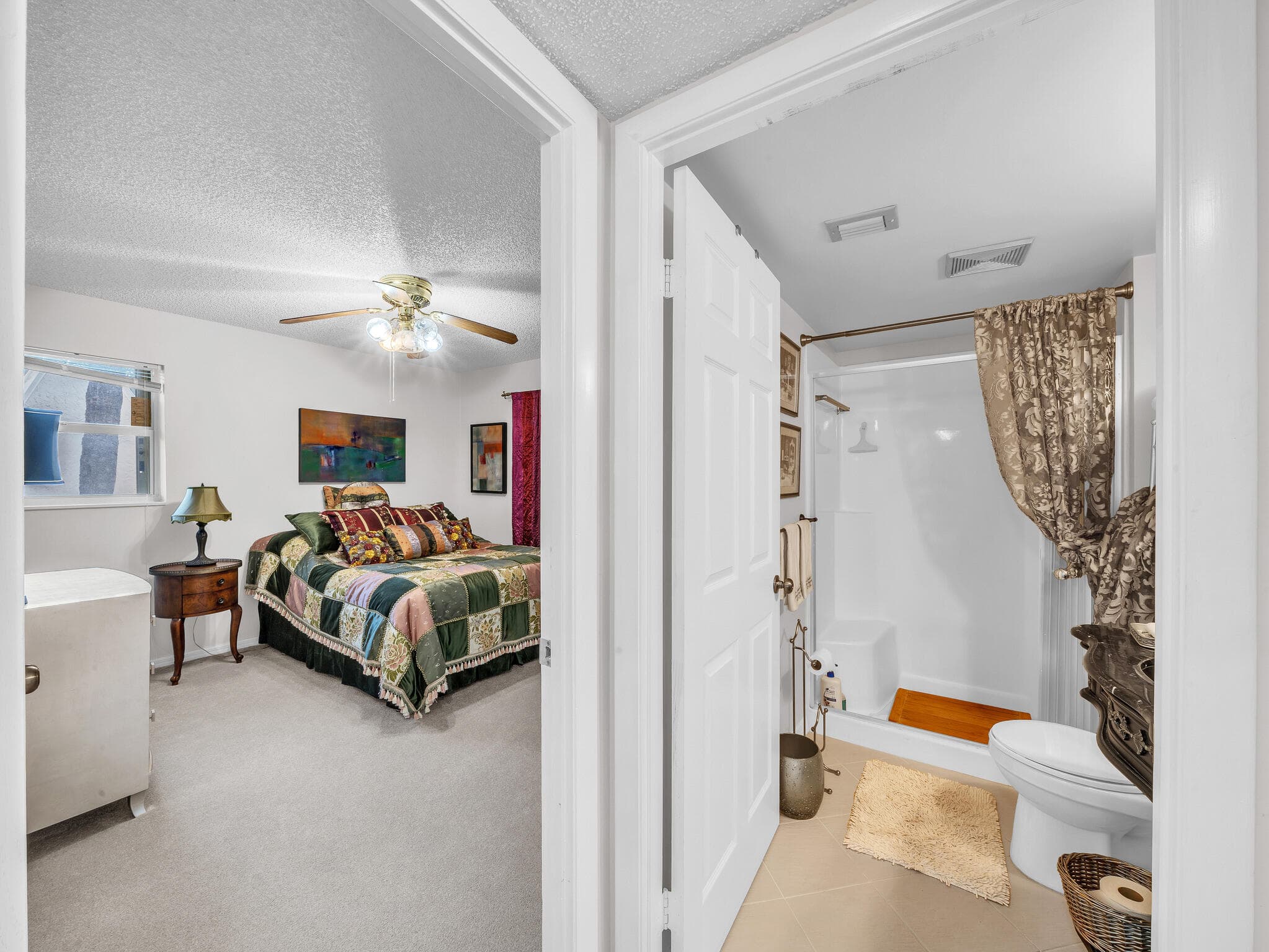 130 Lake Constance Drive, West Palm Beach, FL 33411 28