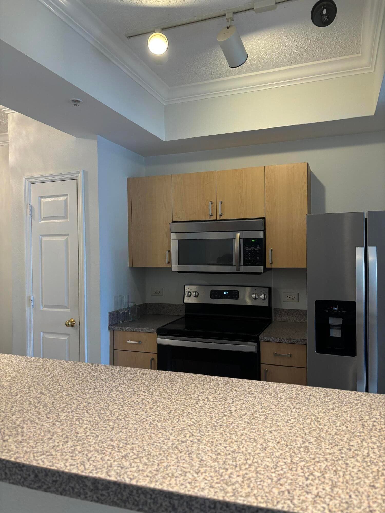 533 NE 3rd Avenue 204, Fort Lauderdale, FL 33301 14