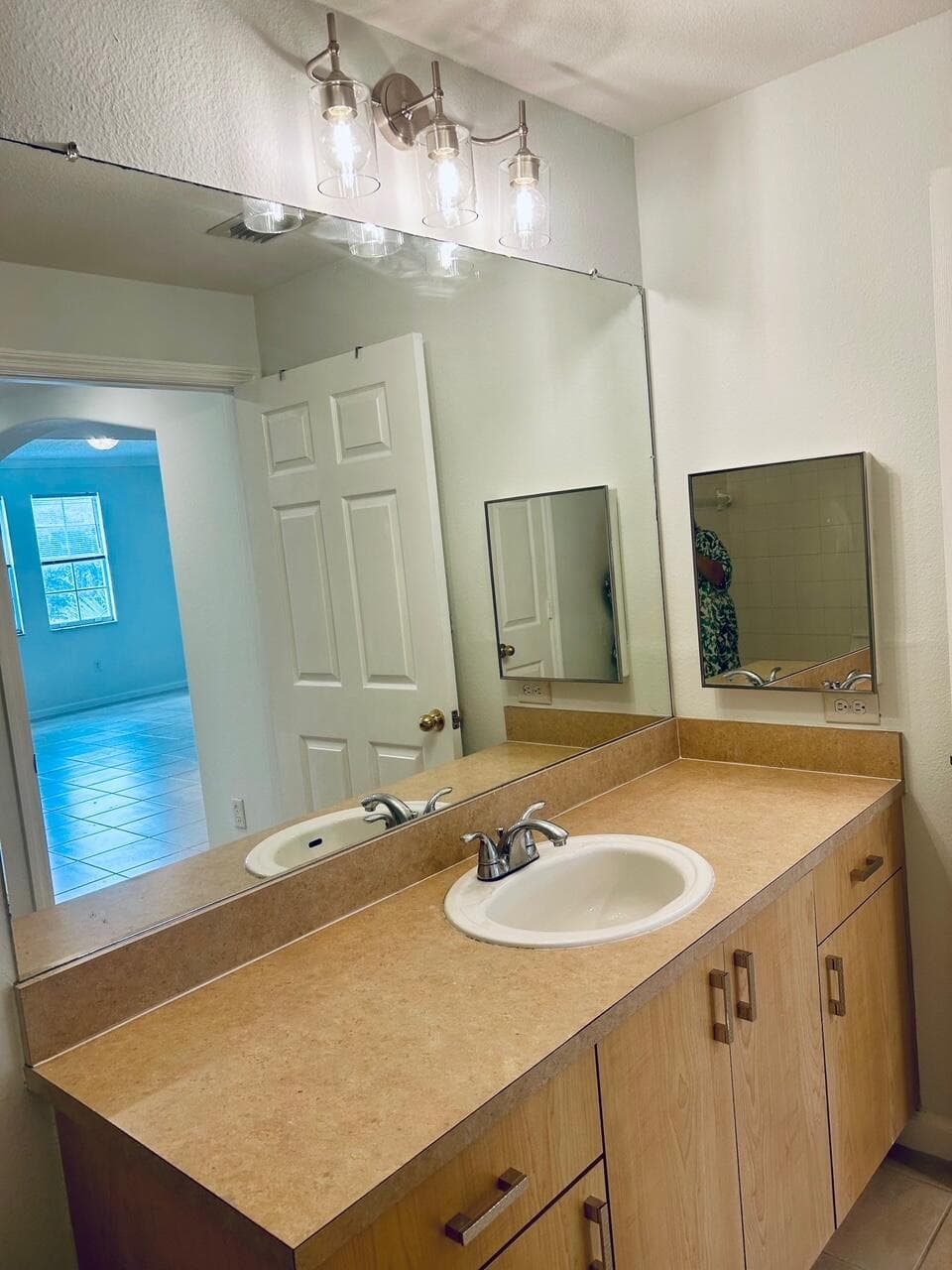 533 NE 3rd Avenue 204, Fort Lauderdale, FL 33301 21