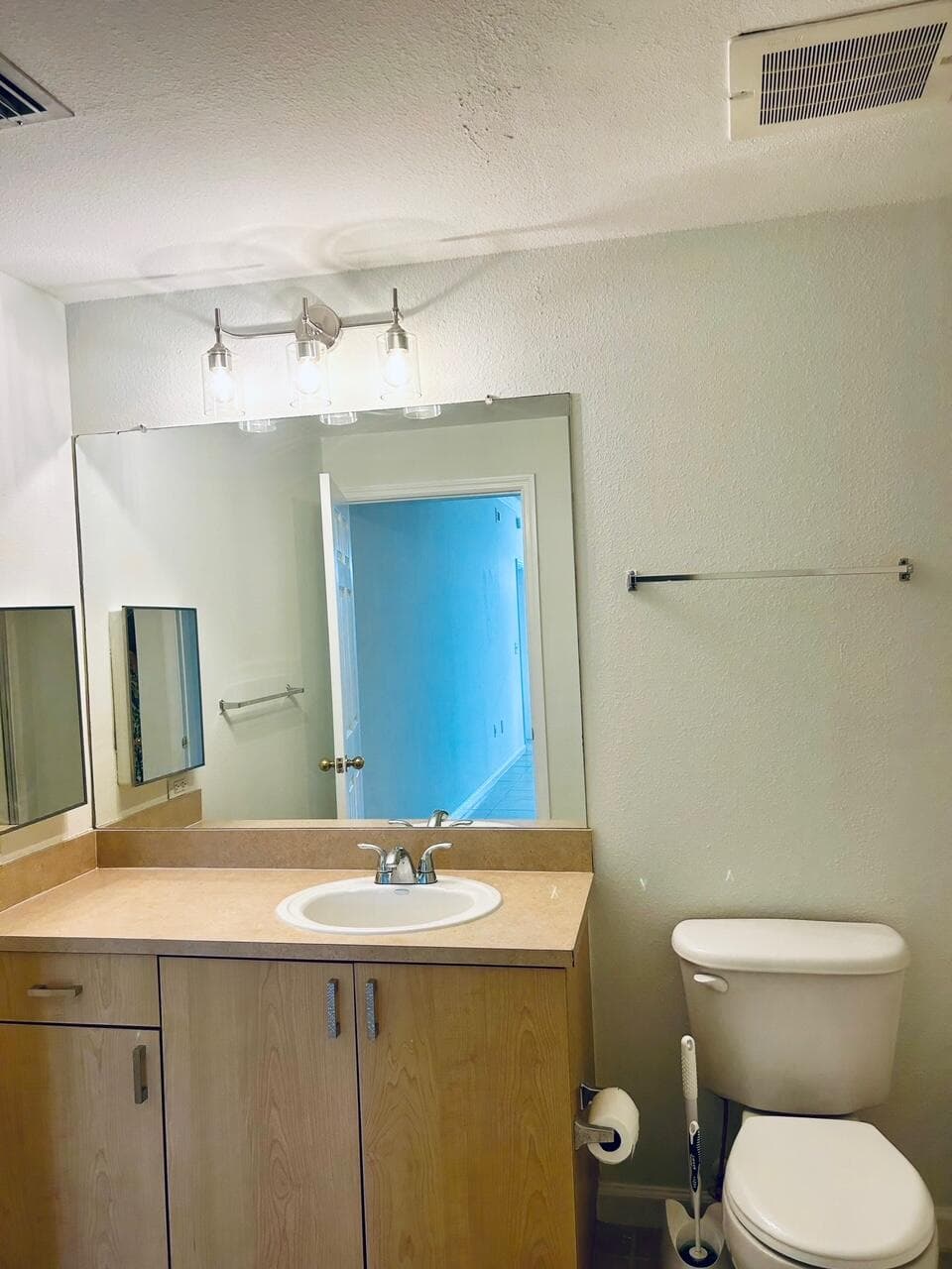 533 NE 3rd Avenue 204, Fort Lauderdale, FL 33301 22