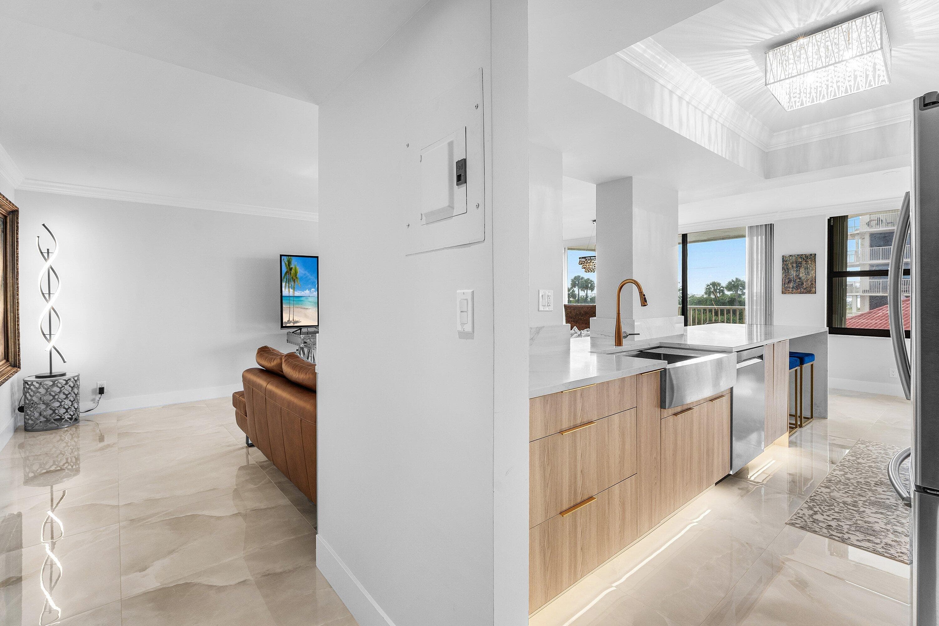 5480 N Ocean Drive A1c, Singer Island, FL 33404 6