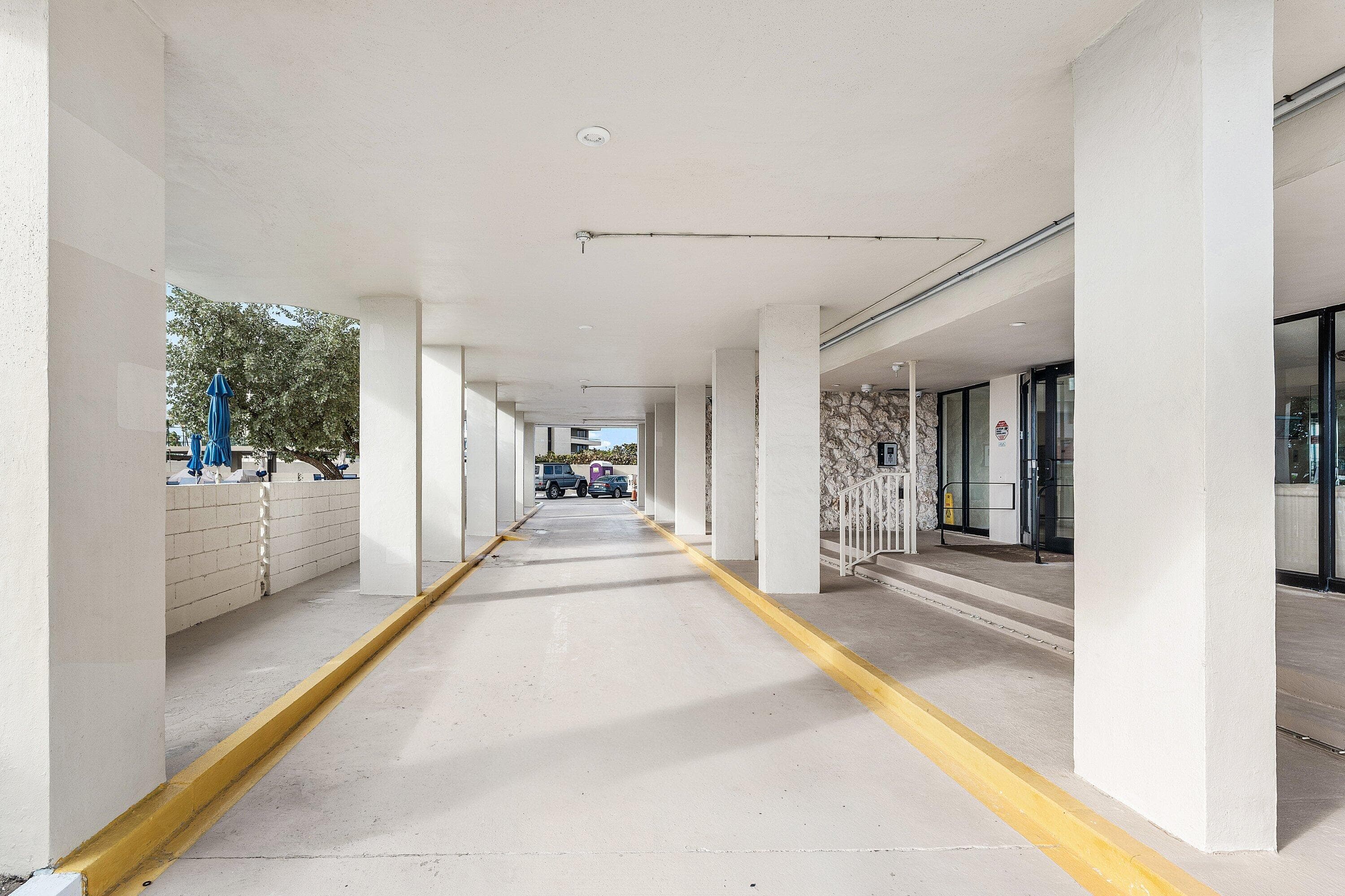 5480 N Ocean Drive A1c, Singer Island, FL 33404 30