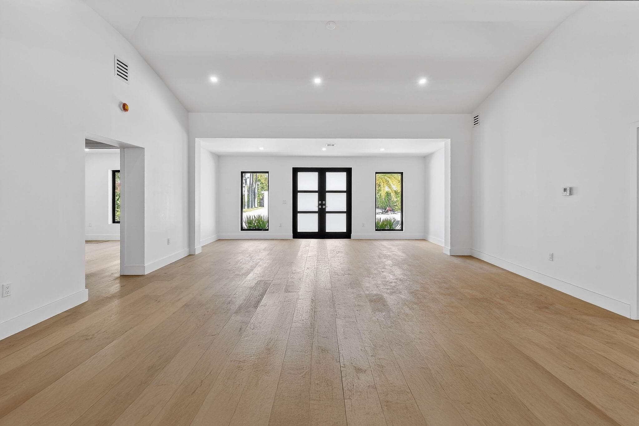 326 Palmetto Street, West Palm Beach, FL 33405 8