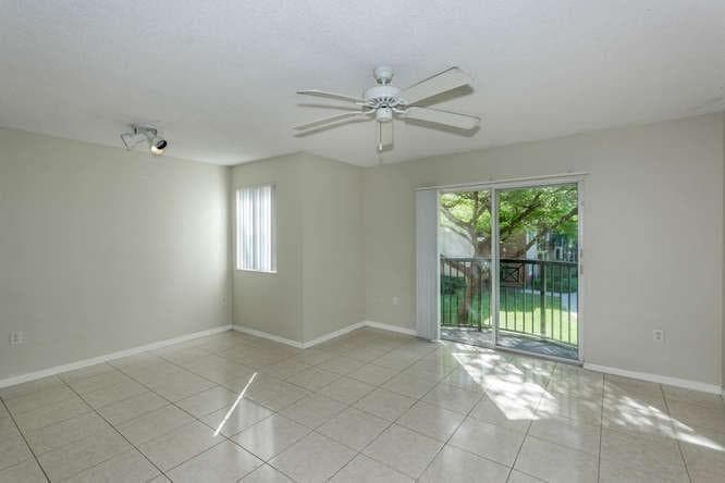 4151 N Haverhill Road 1508, West Palm Beach, FL 33417 2