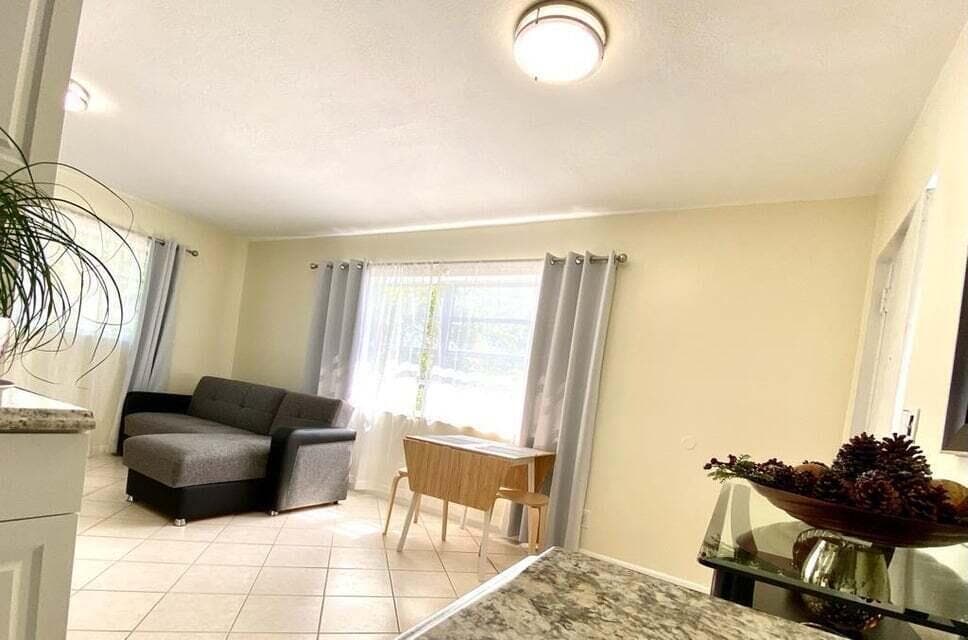 523 SE 20th Court 5, Boynton Beach, FL 33435 9