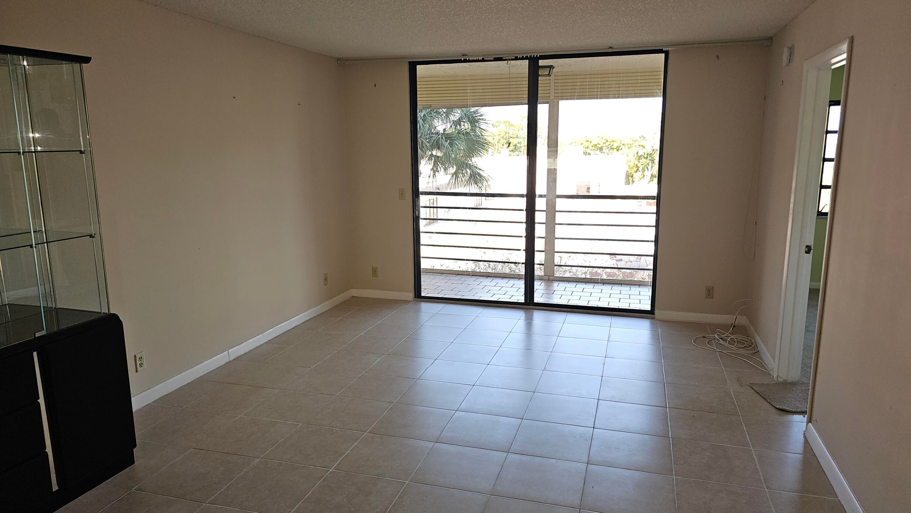 4640 Lucerne Lakes Boulevard W 303, Lake Worth, FL 33467 4
