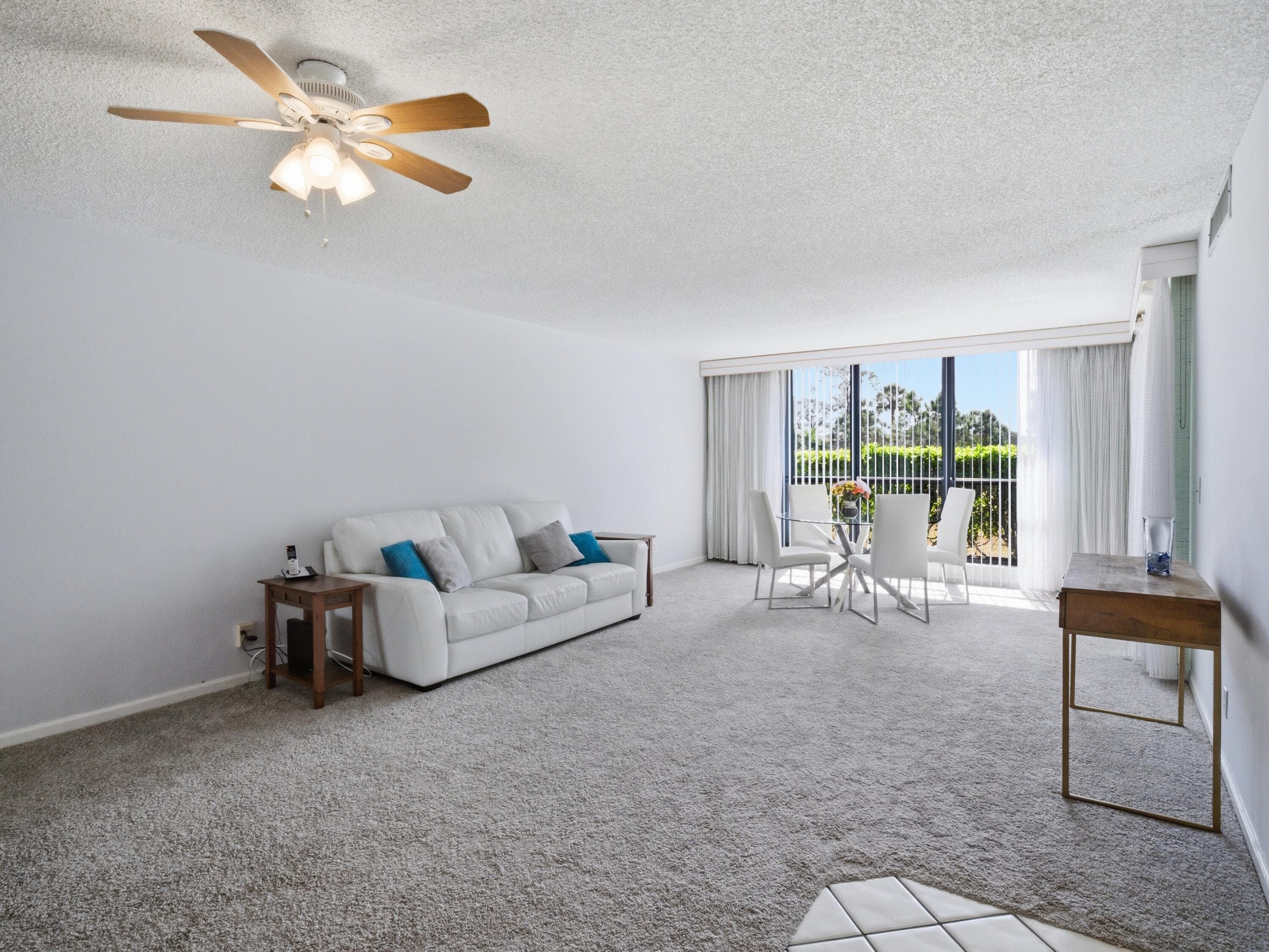 5390 Woodland Lakes Drive 104, Palm Beach Gardens, FL 33418 4