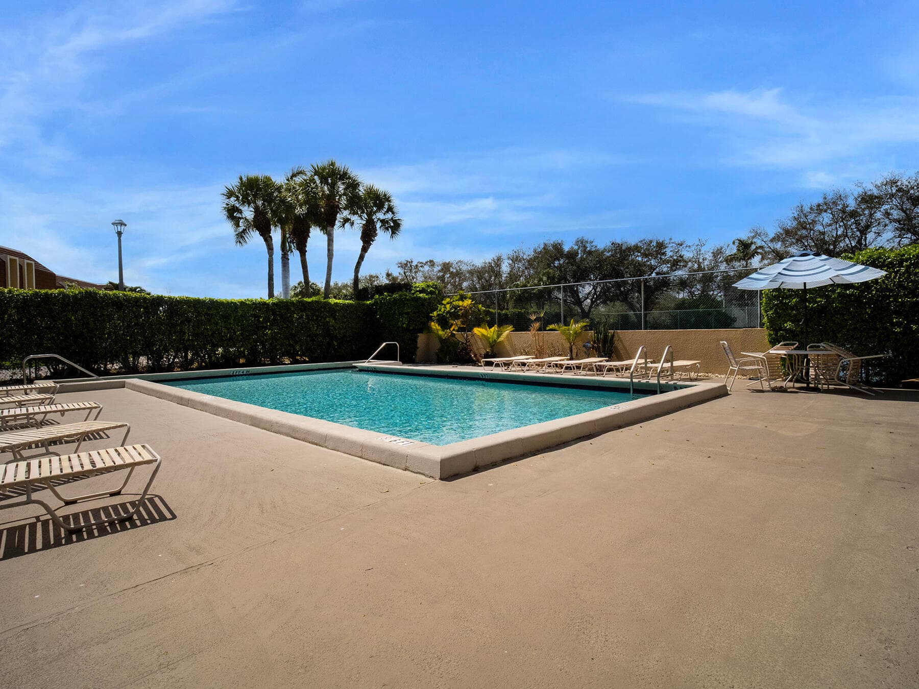5390 Woodland Lakes Drive 104, Palm Beach Gardens, FL 33418 22