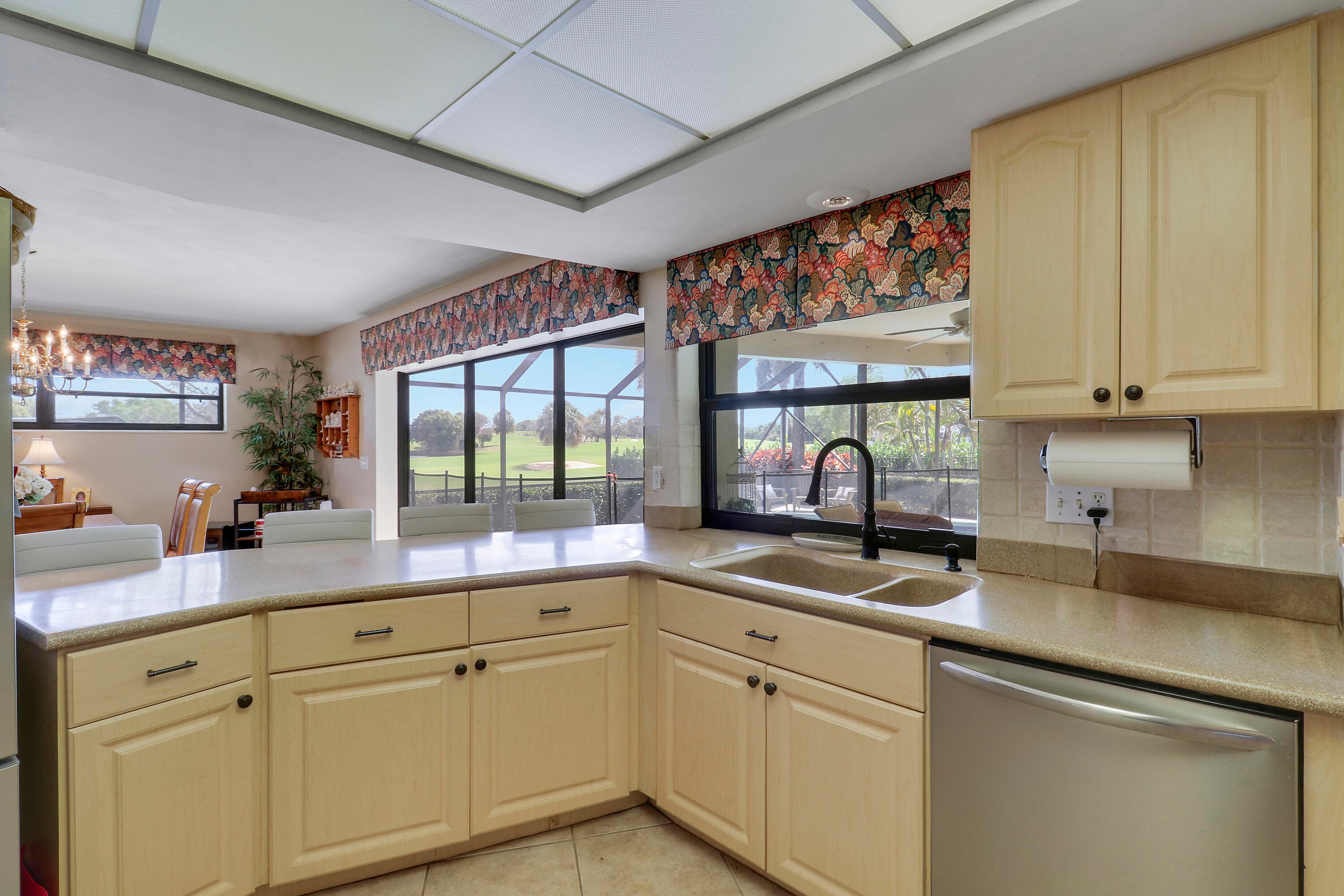 856 Country Club Drive, North Palm Beach, FL 33408 23