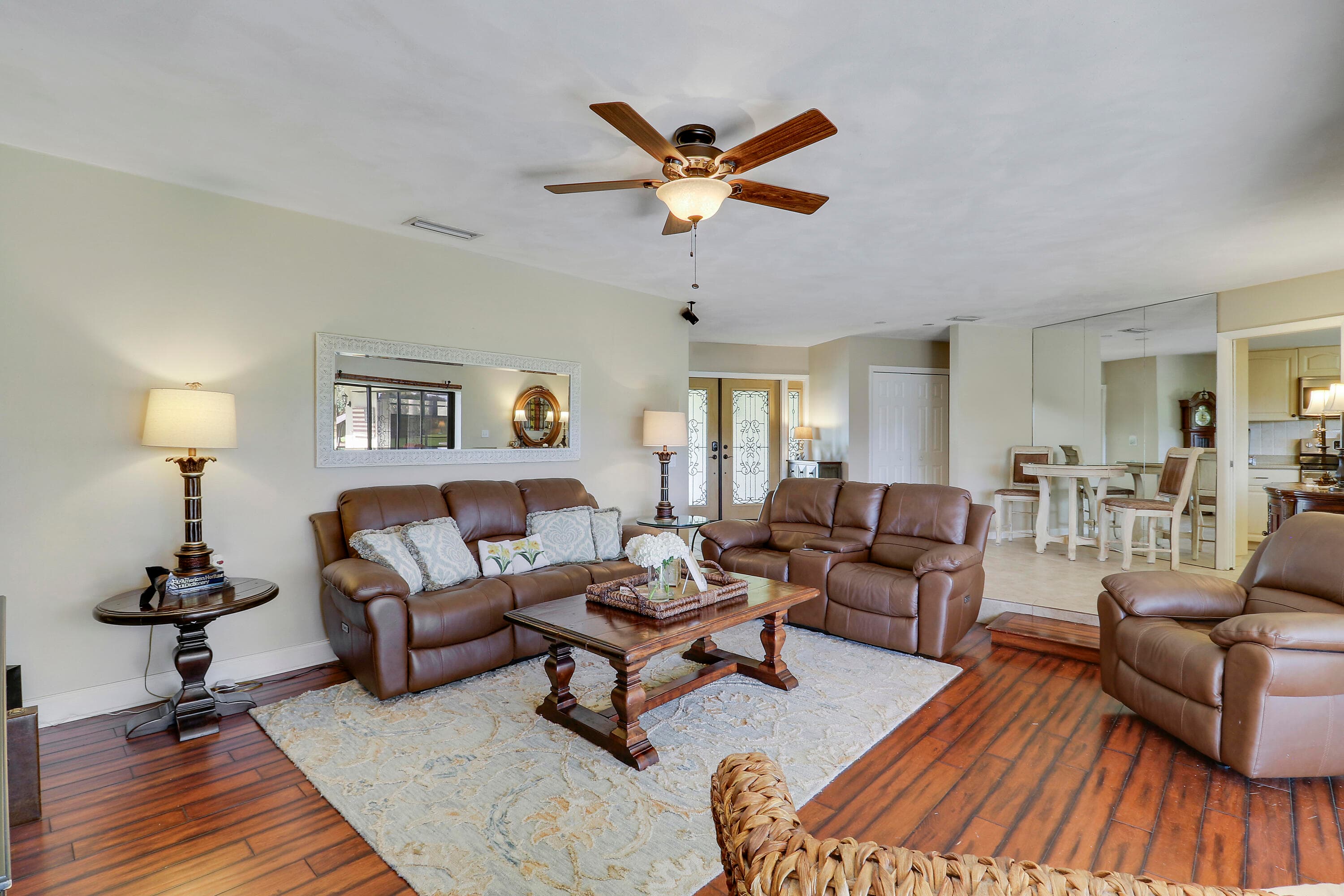 856 Country Club Drive, North Palm Beach, FL 33408 28