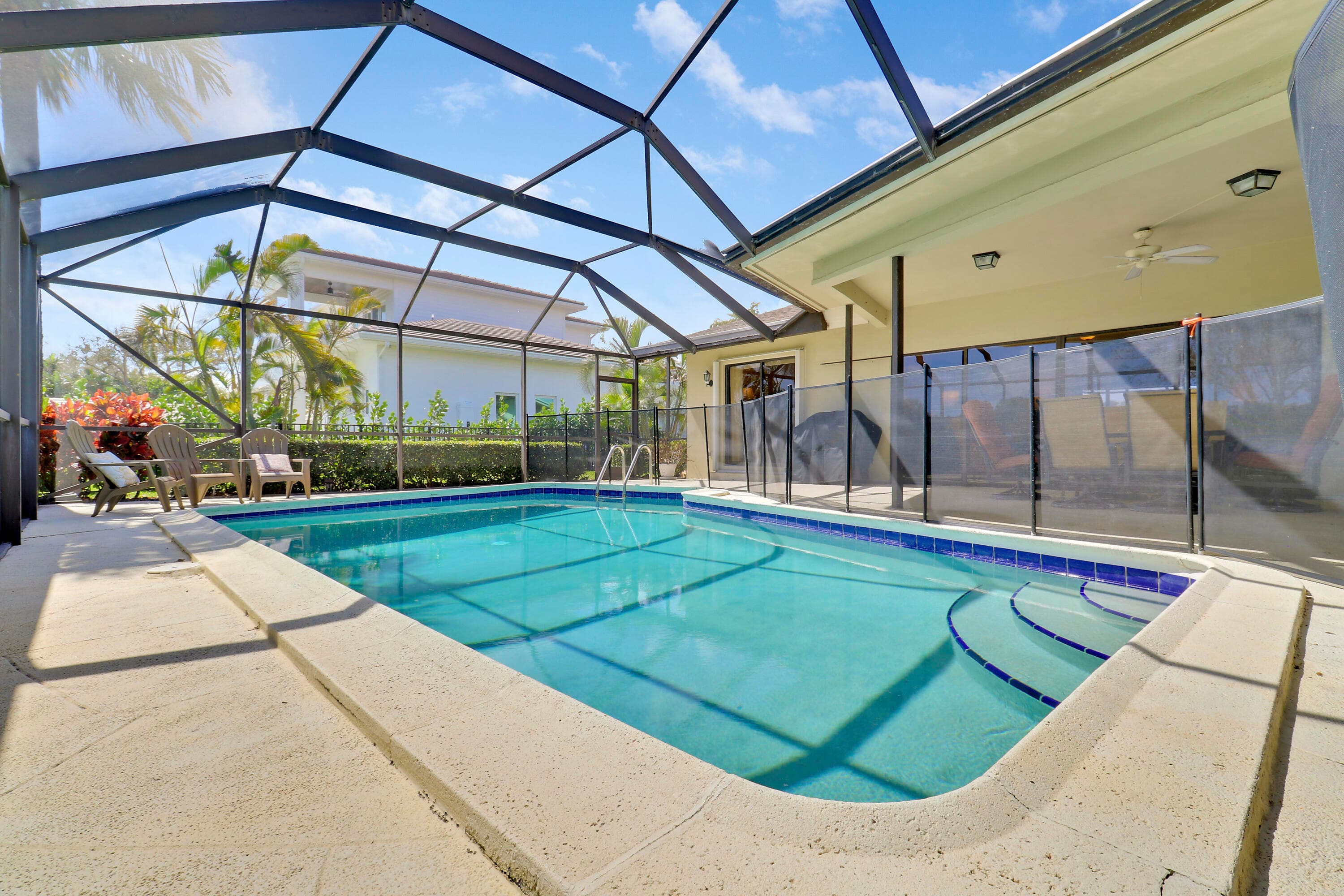 856 Country Club Drive, North Palm Beach, FL 33408 33