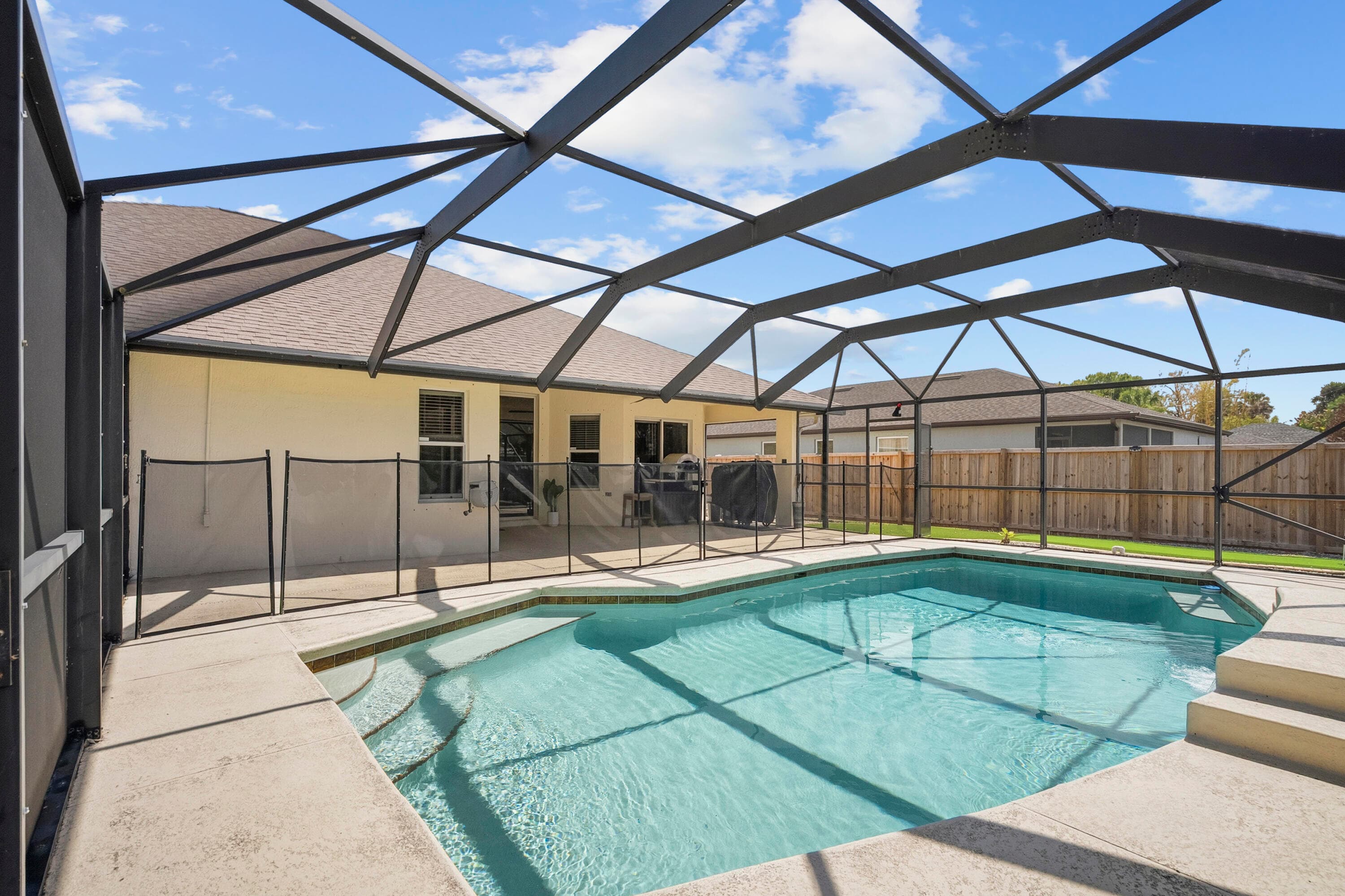 2526 SW Abney Street, Port St. Lucie, FL 34953 23