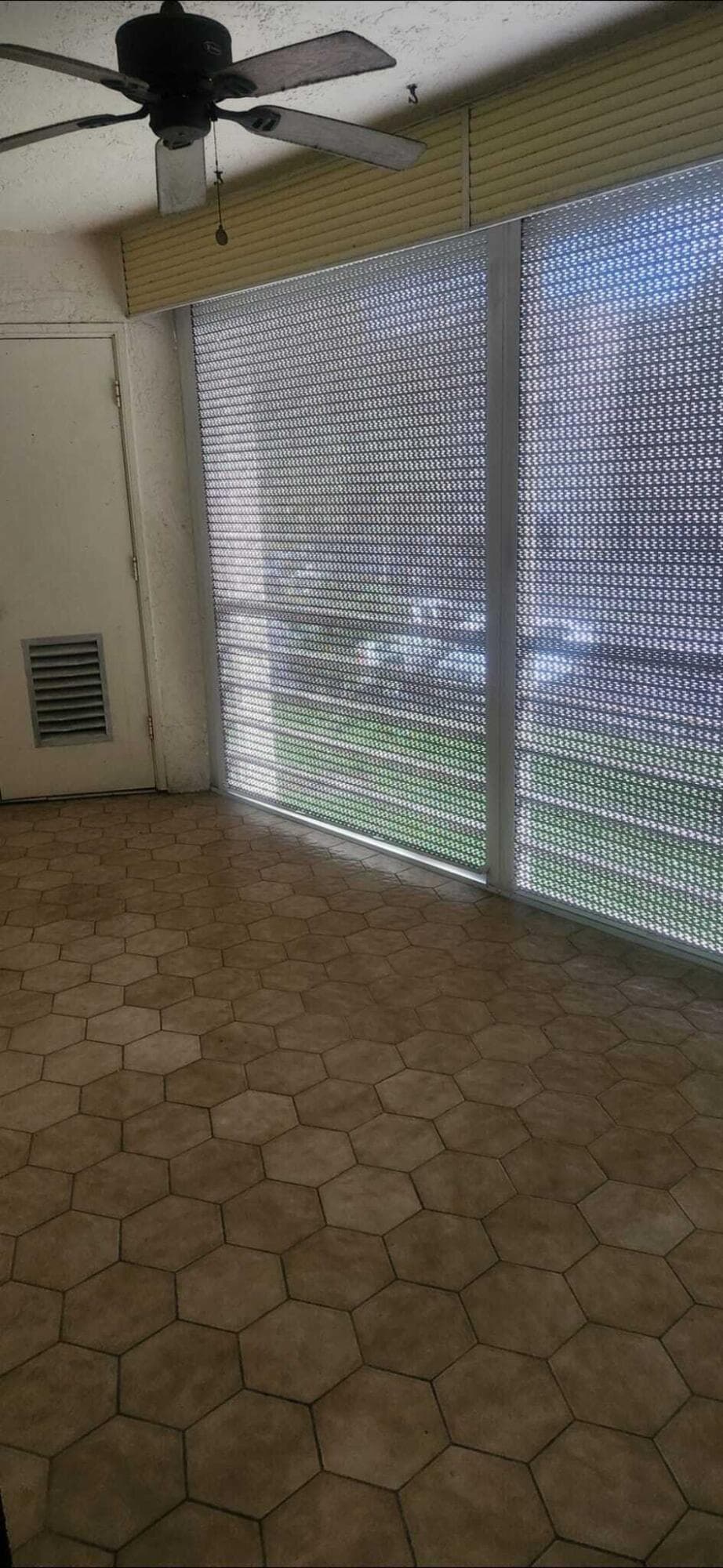 6555 W Broward Boulevard 201, Plantation, FL 33317 32