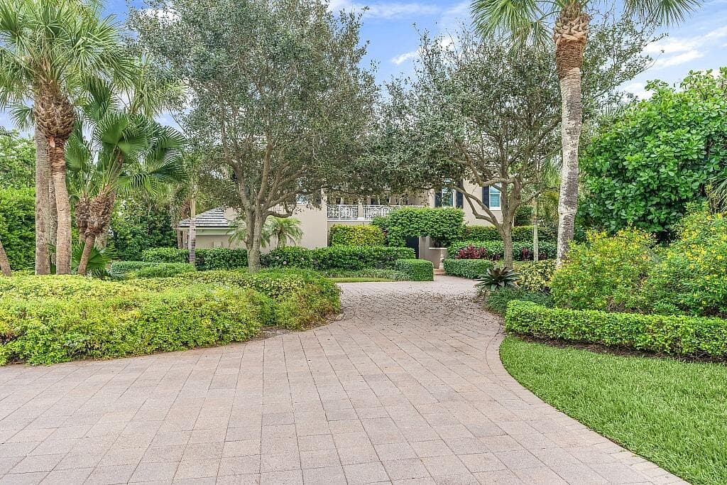 290 Bermuda Bay Lane, Vero Beach, FL 32963 9