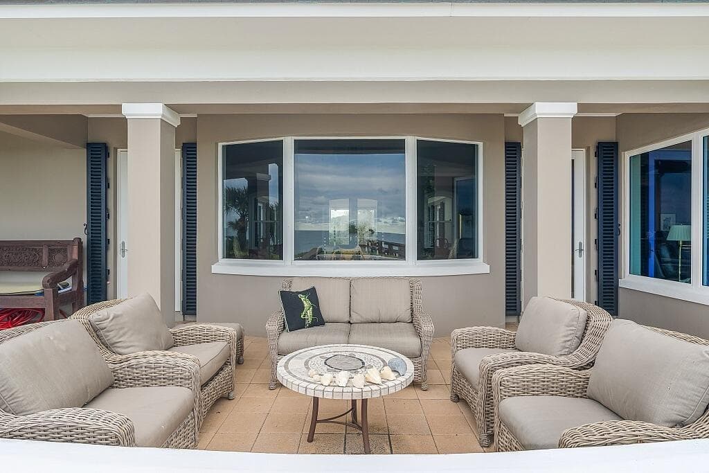 290 Bermuda Bay Lane, Vero Beach, FL 32963 33