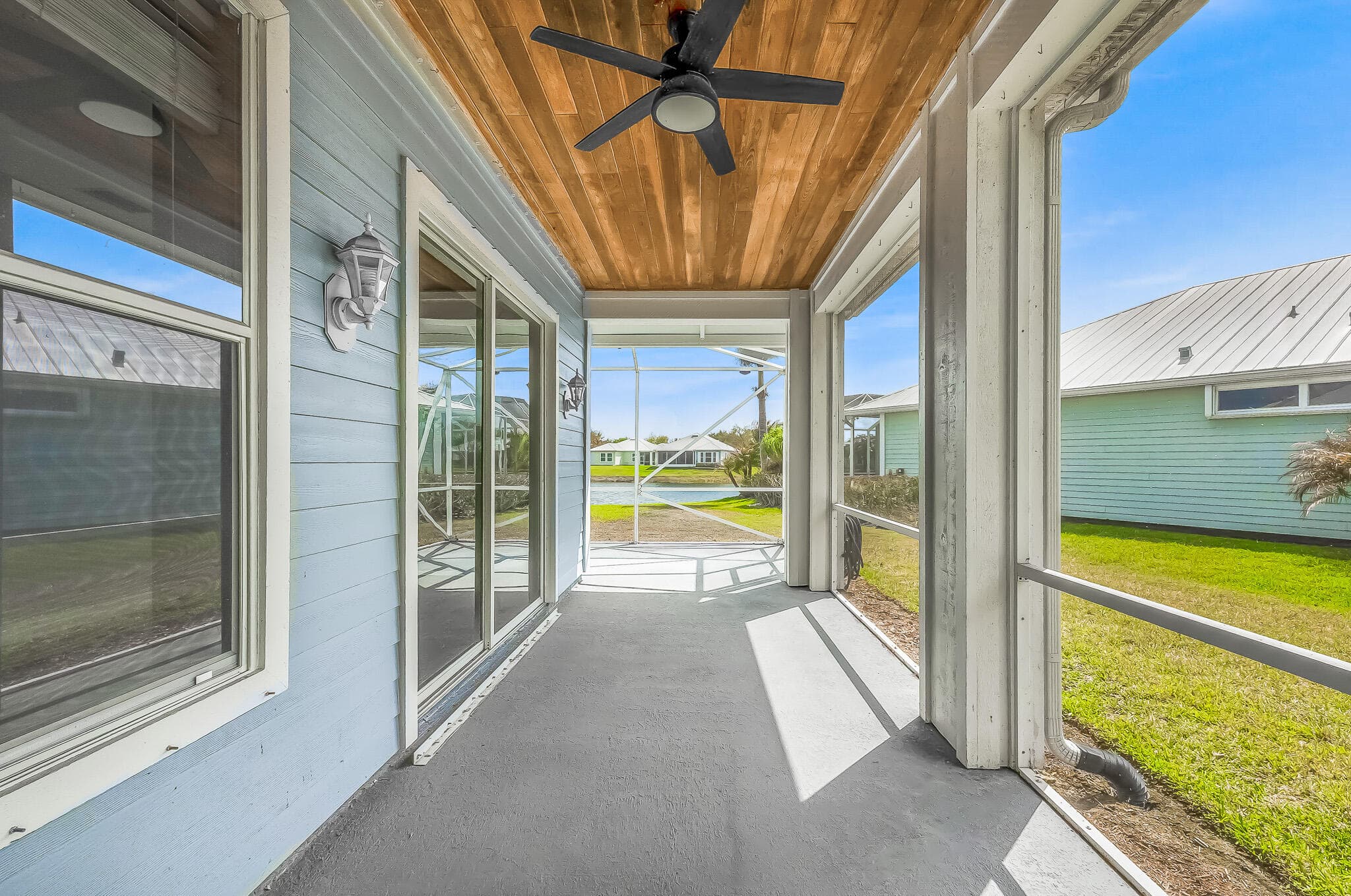 615 NE Canoe Park Circle, Port St. Lucie, FL 34983 25