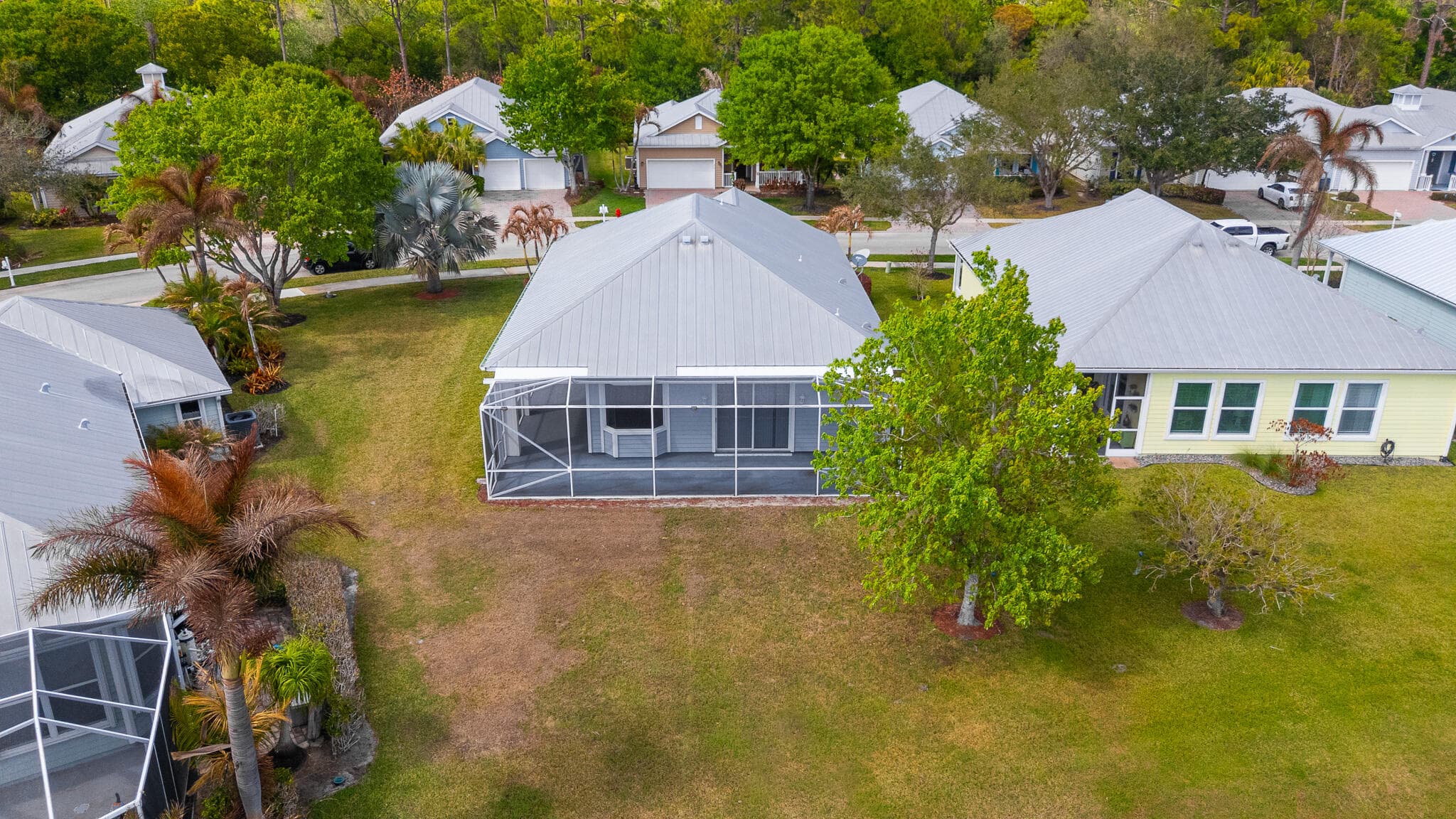 615 NE Canoe Park Circle, Port St. Lucie, FL 34983 32