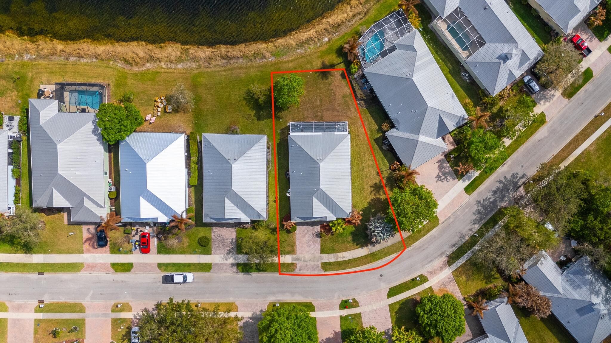 615 NE Canoe Park Circle, Port St. Lucie, FL 34983 34
