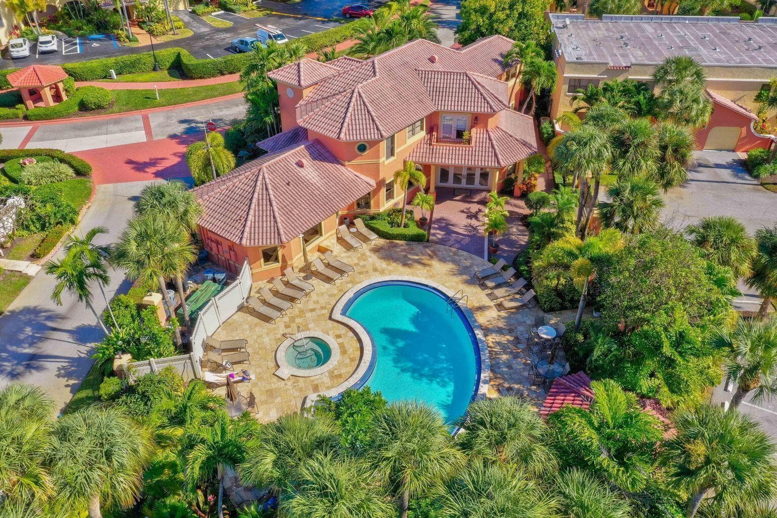 400 Uno Lago Drive 103, Juno Beach, FL 33408 5