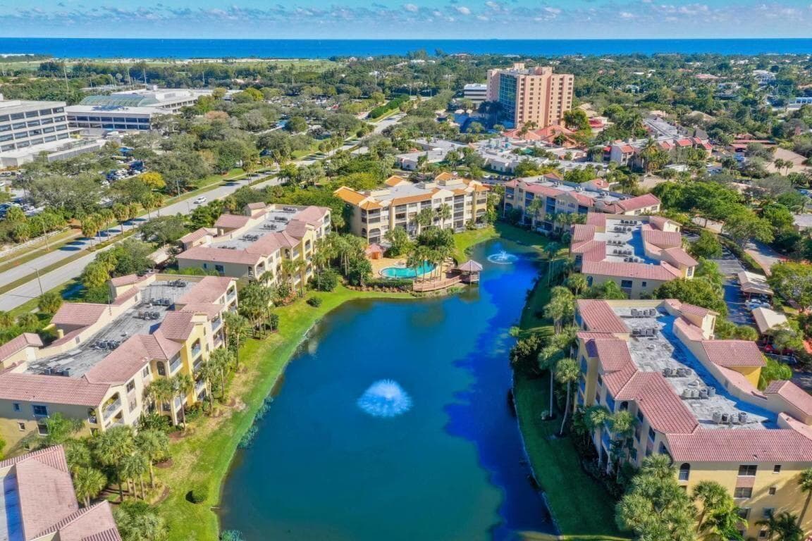 400 Uno Lago Drive 103, Juno Beach, FL 33408 4