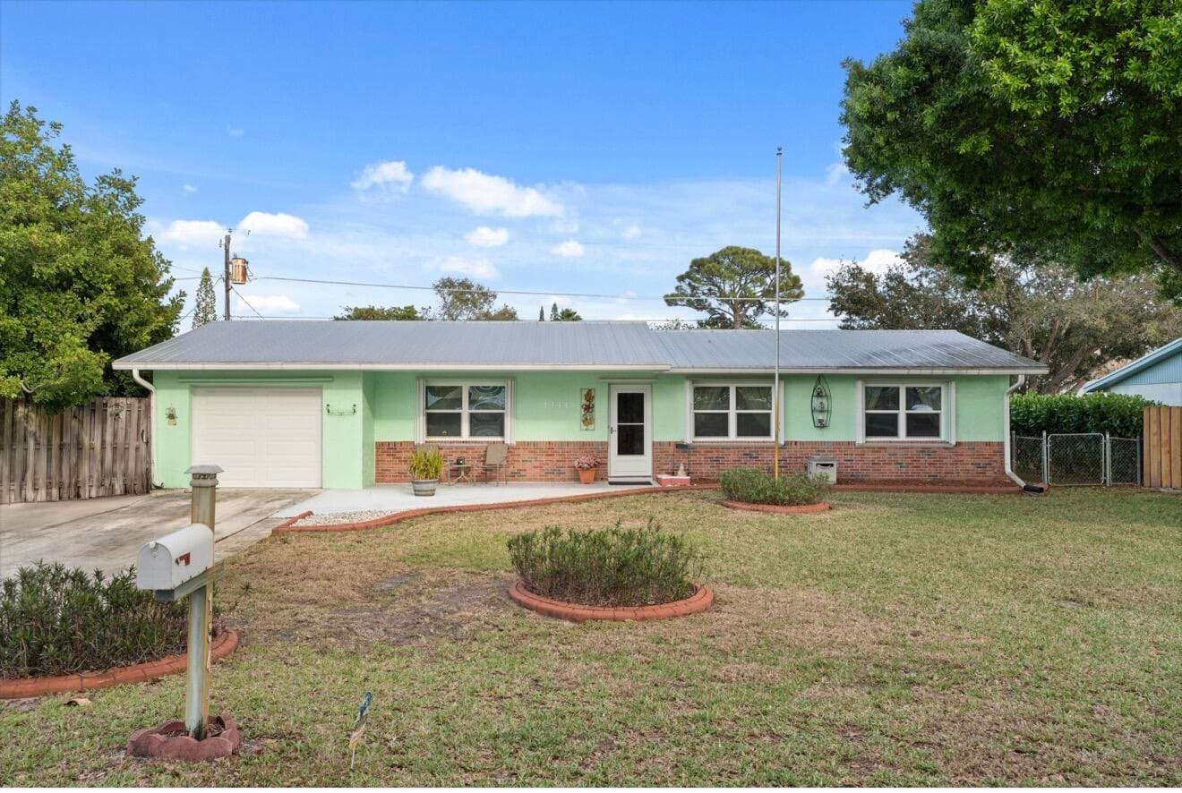 1341 SE Seashell Lane, Stuart, FL 34996