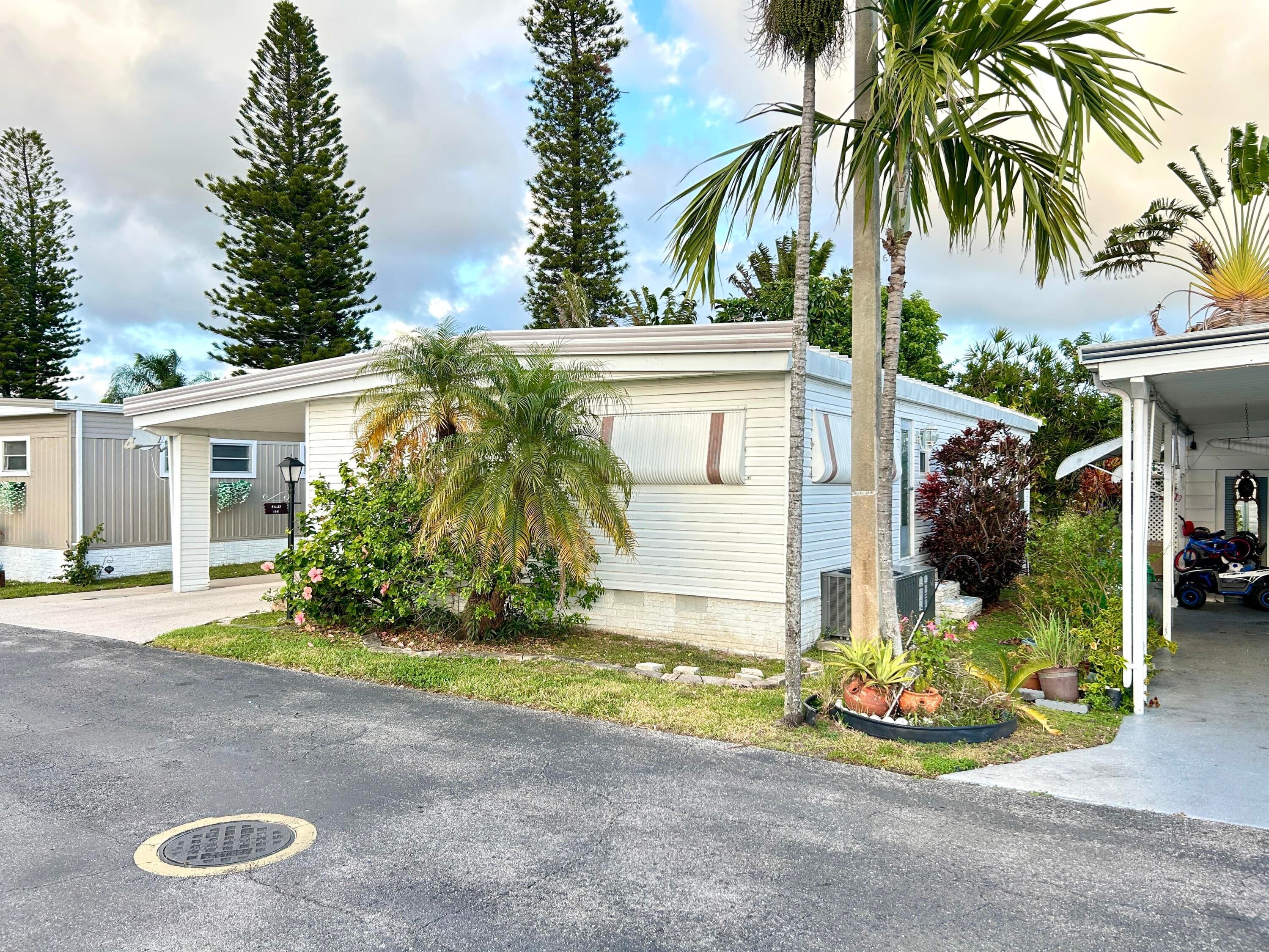 1541 S 32nd Avenue, Hollywood, FL 33021 2