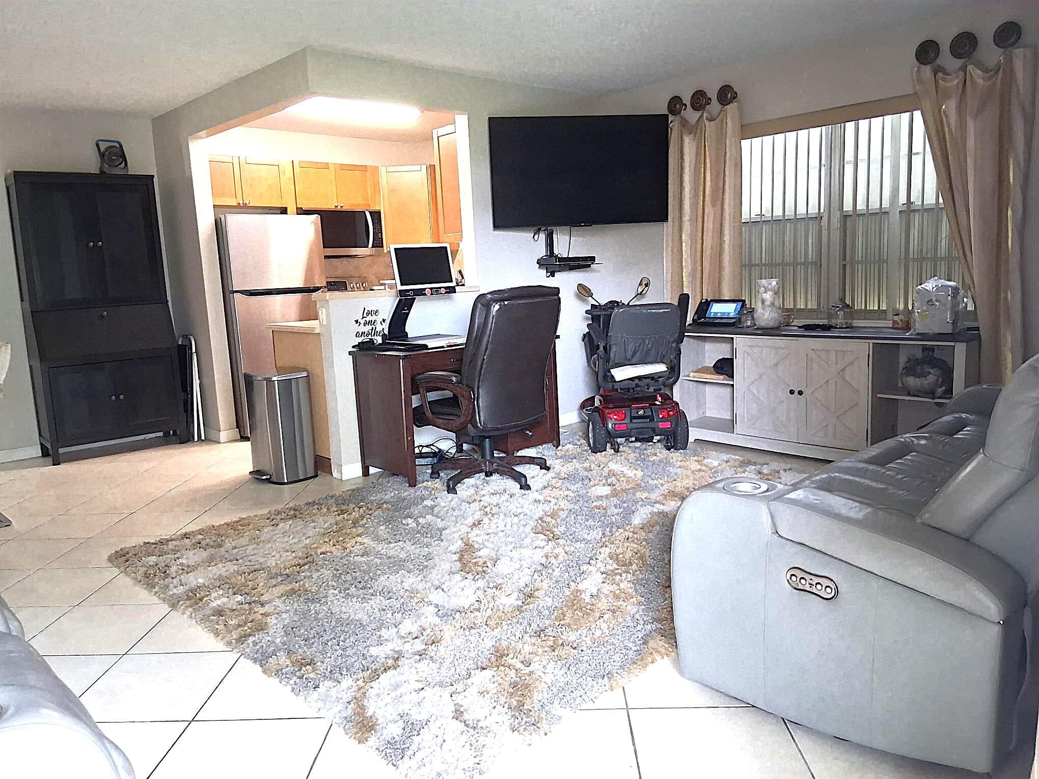 6 Northampton A, West Palm Beach, FL 33417 4