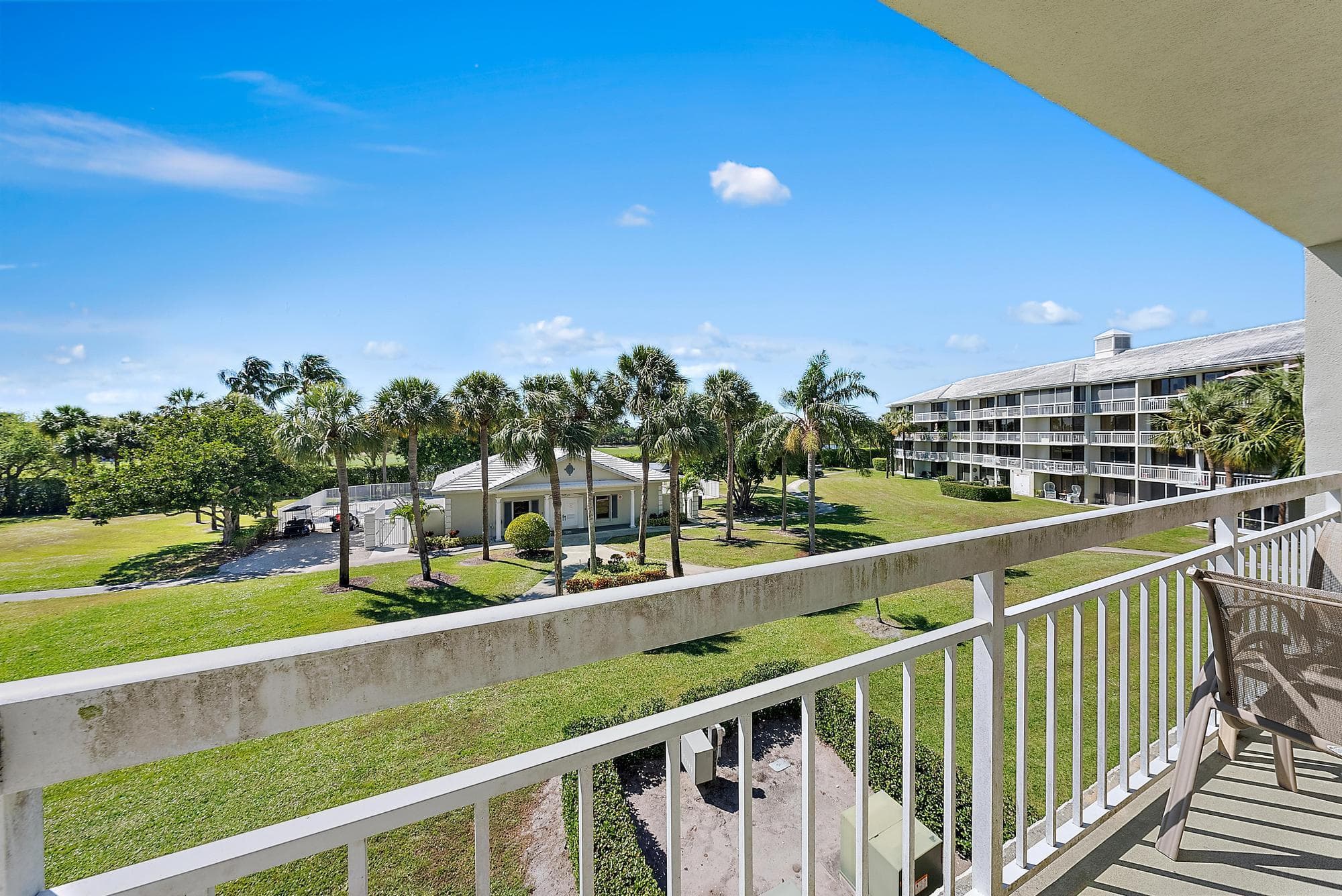 2761 Village Boulevard 303, West Palm Beach, FL 33409 4