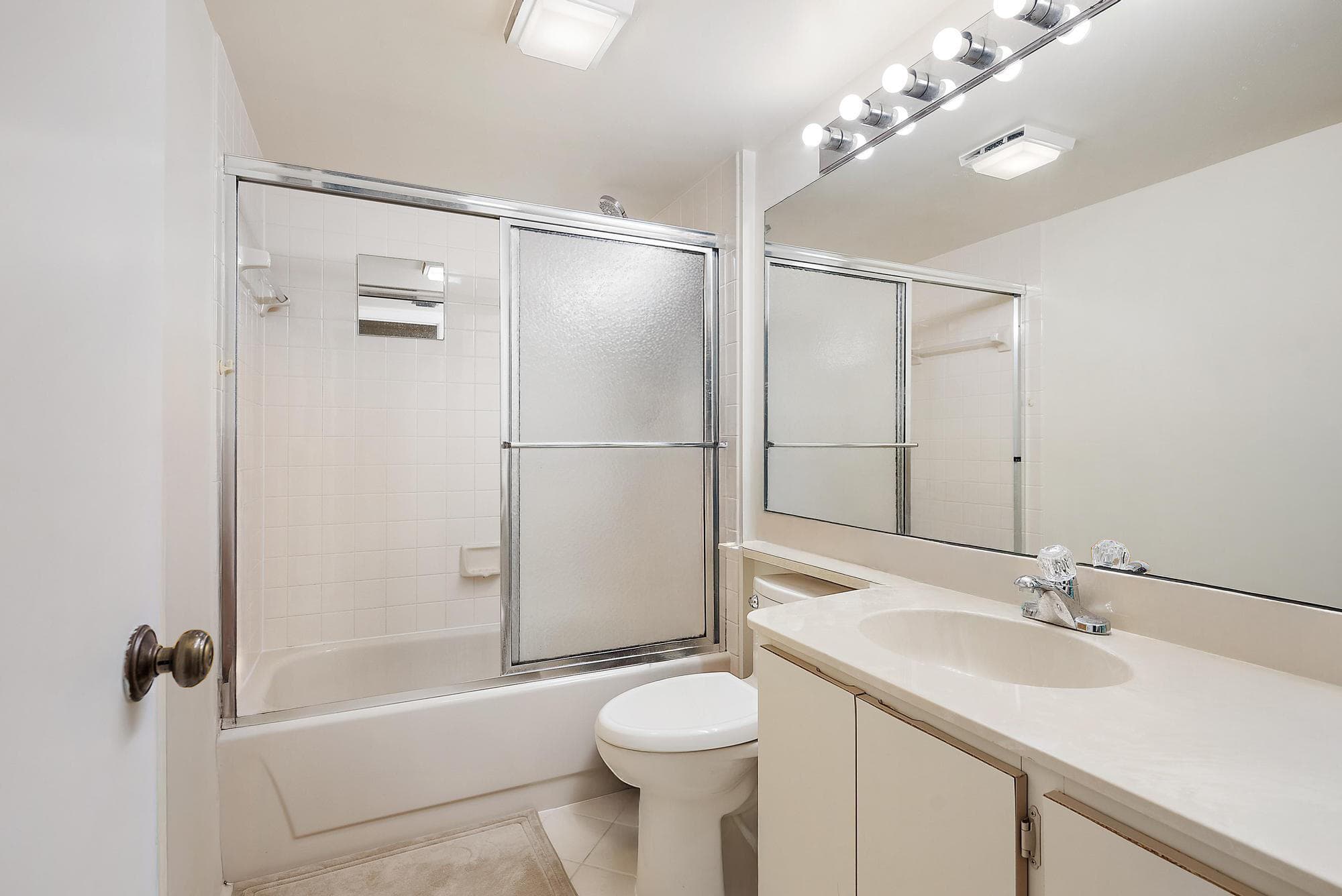 2761 Village Boulevard 303, West Palm Beach, FL 33409 11