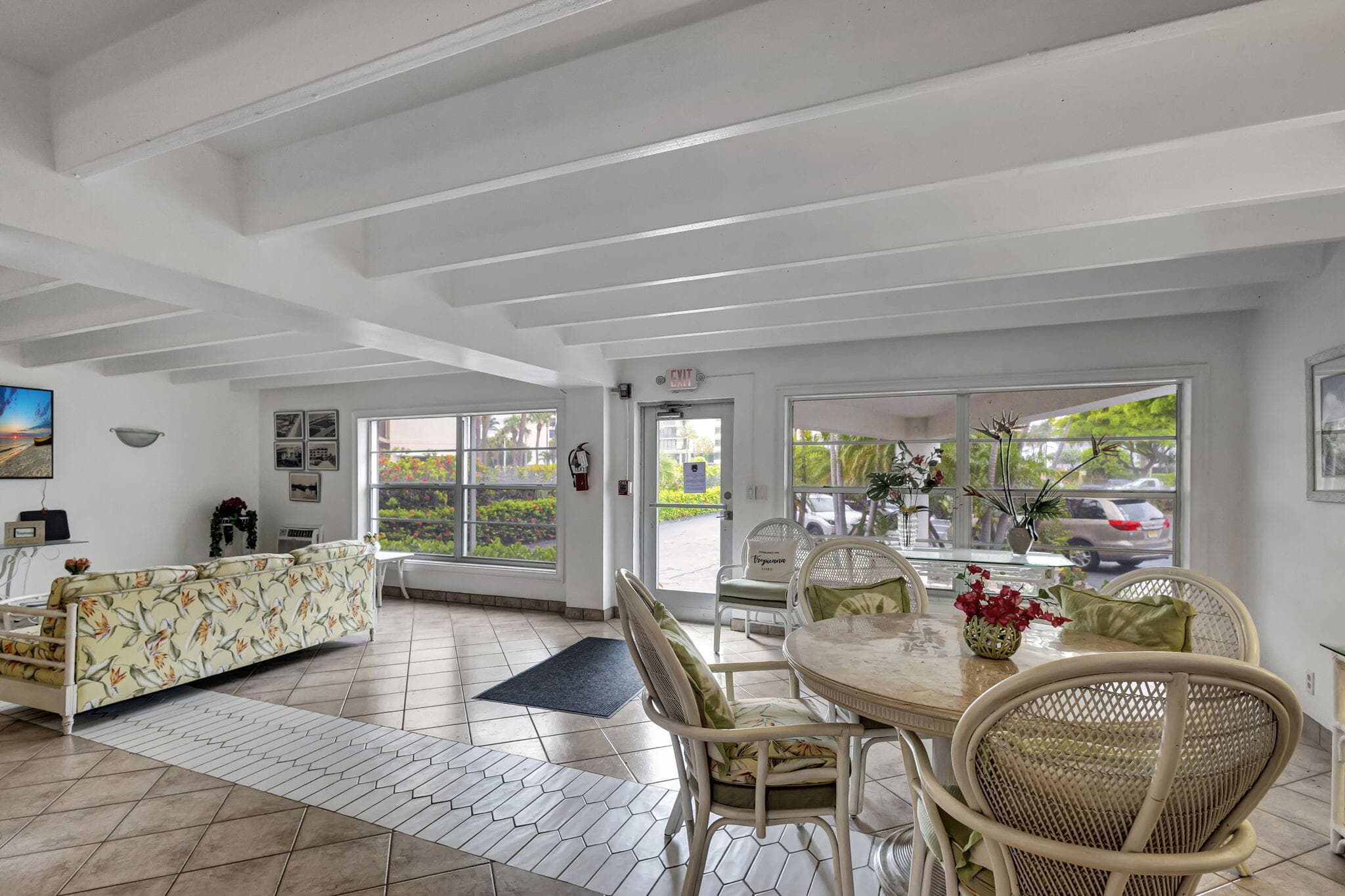 4001 S Ocean Boulevard 308, South Palm Beach, FL 33480 16