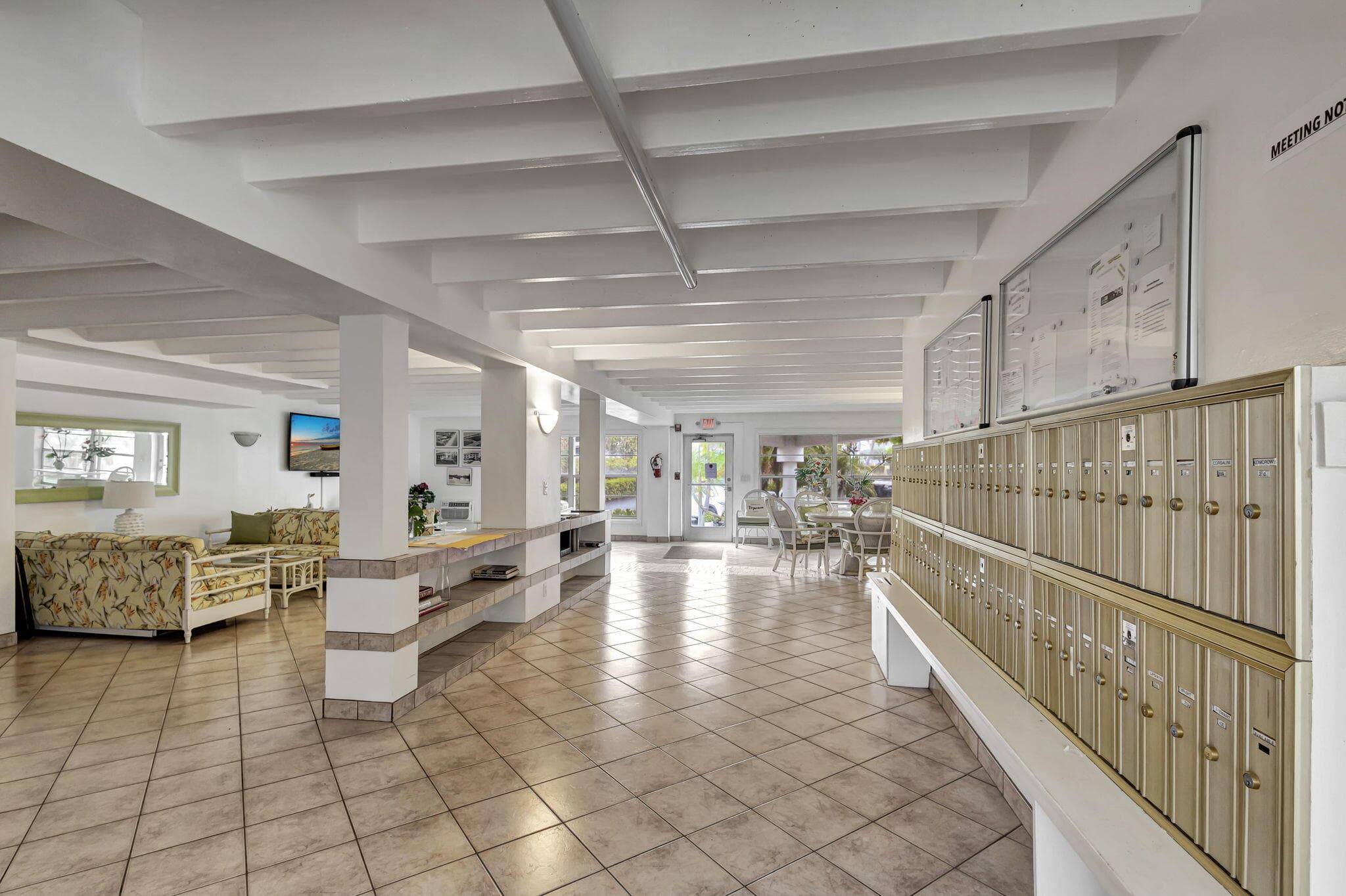 4001 S Ocean Boulevard 308, South Palm Beach, FL 33480 17