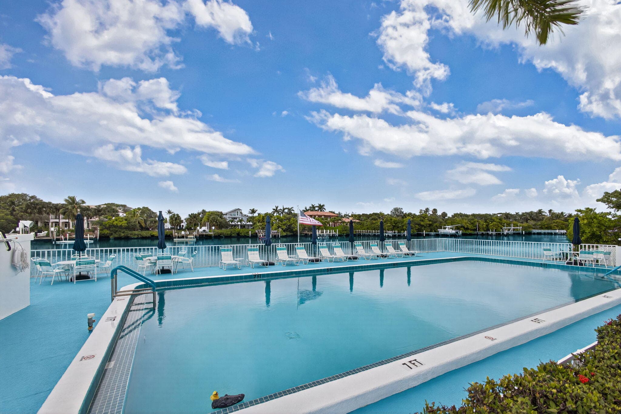 4001 S Ocean Boulevard 308, South Palm Beach, FL 33480 19