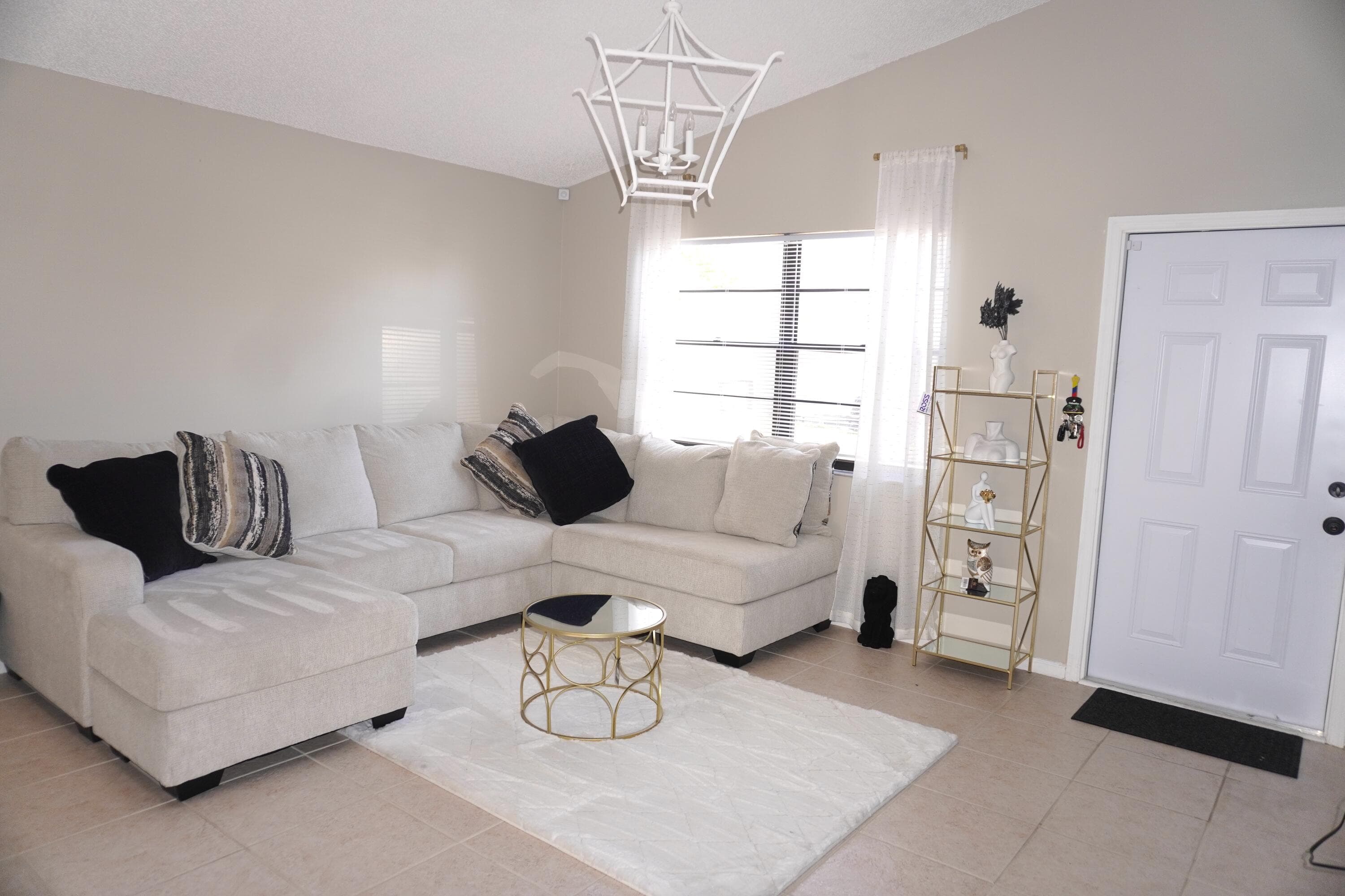 8731 Uranus Terrace, West Palm Beach, FL 33403 4