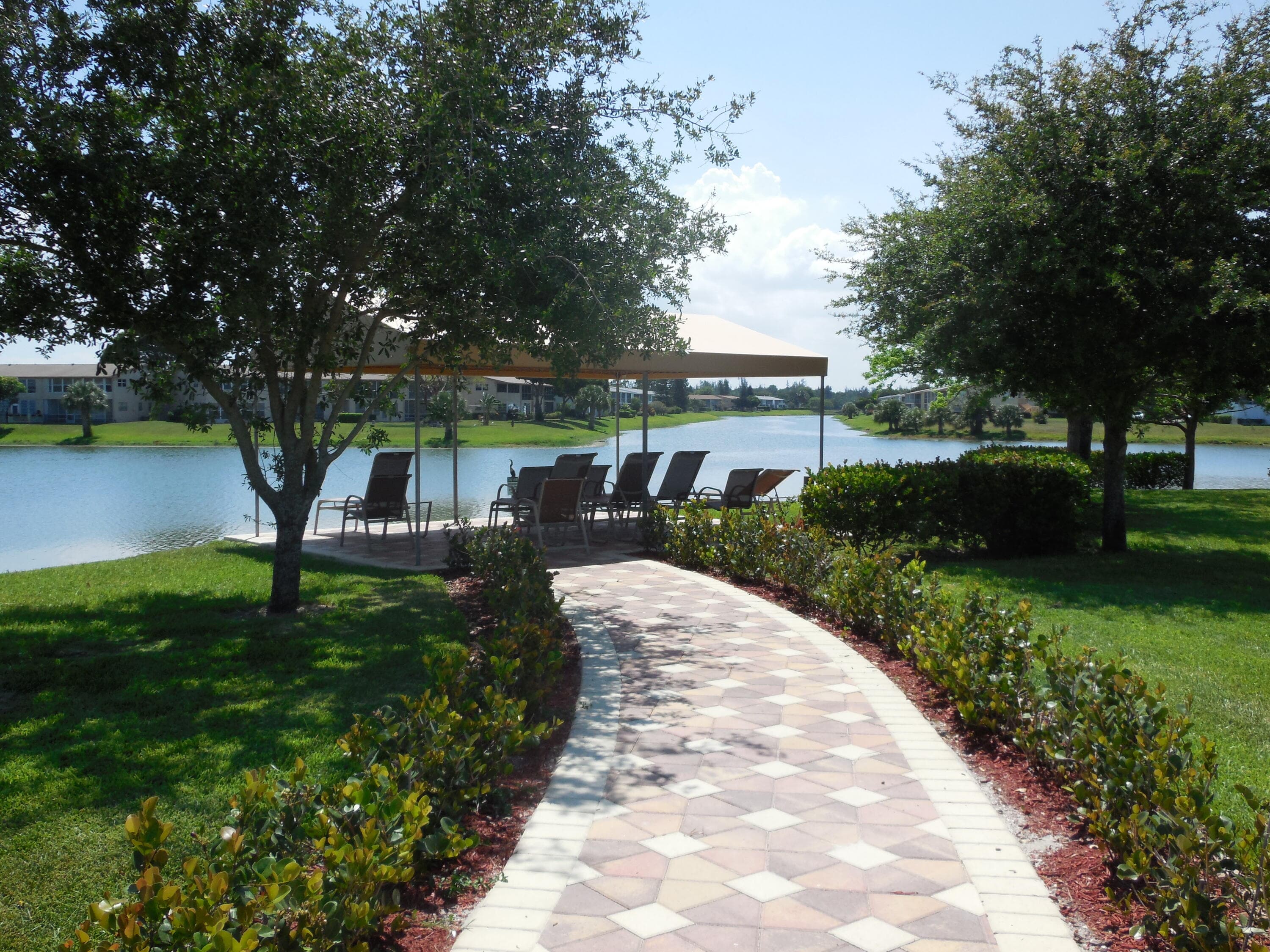 248 Norwich K, West Palm Beach, FL 33417 35