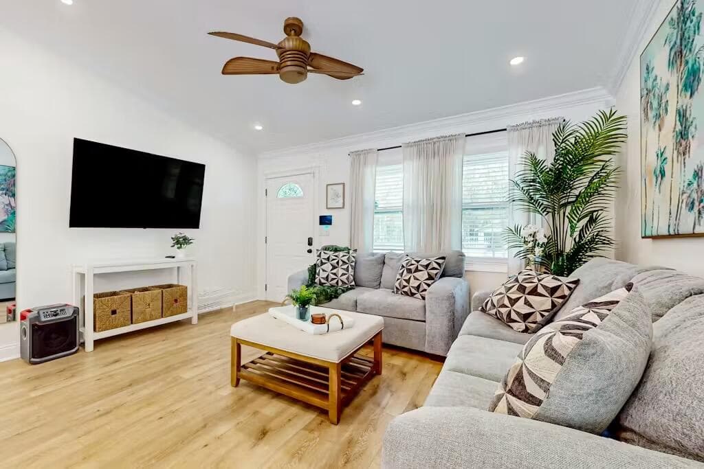 12394 61st Lane N, West Palm Beach, FL 33412 5