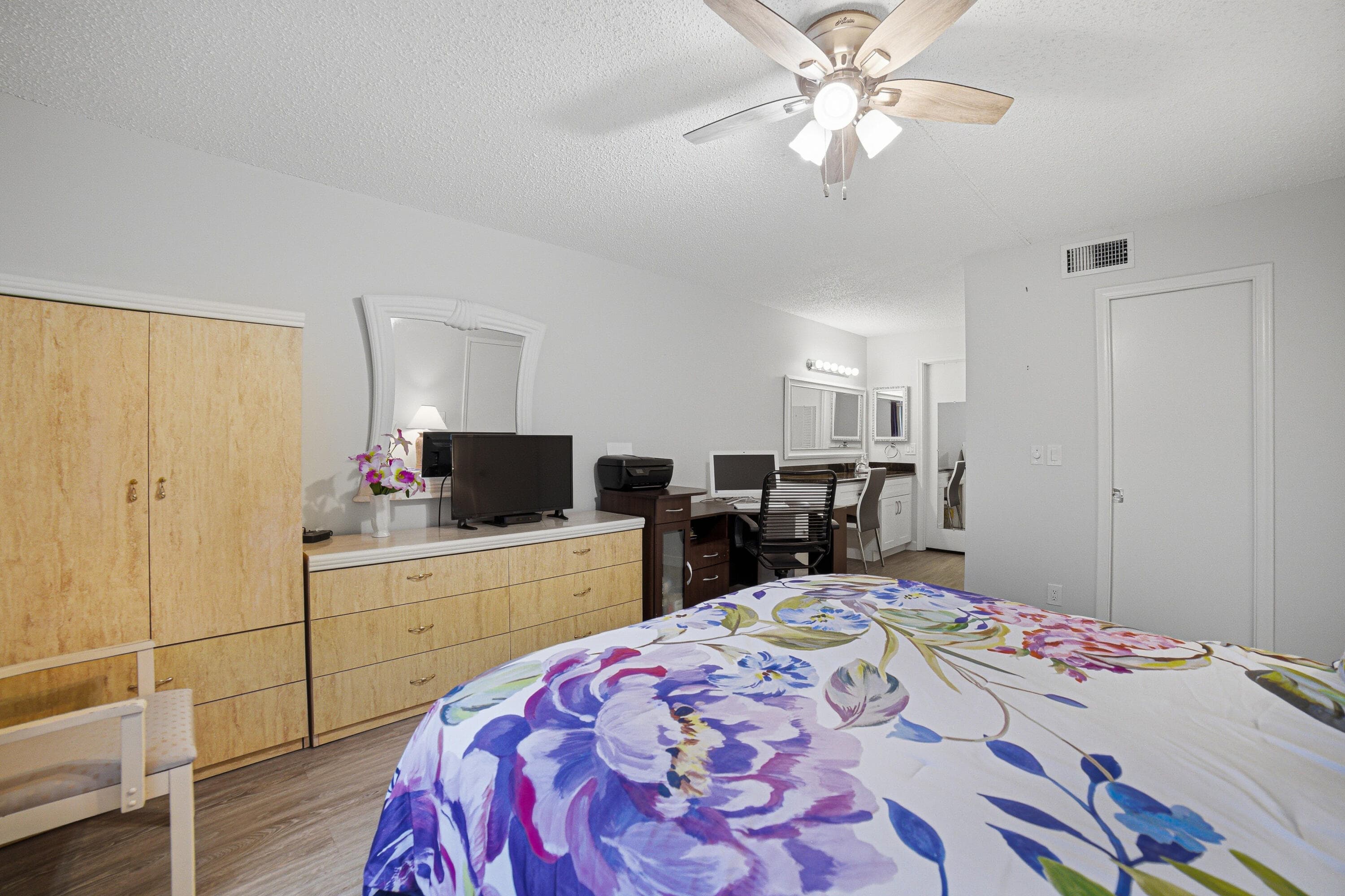 2901 SW 15th Street 102, Delray Beach, FL 33445 17