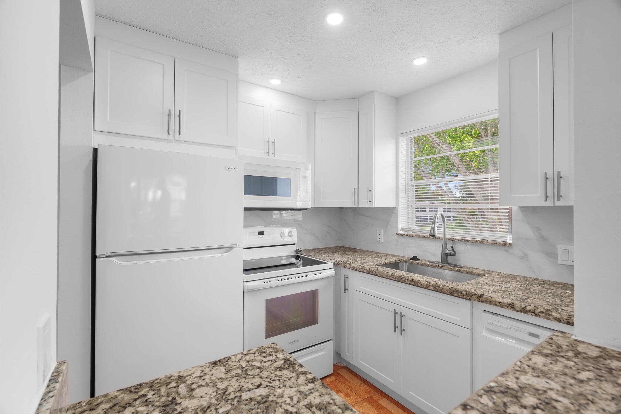 346 Windsor O, West Palm Beach, FL 33417 4