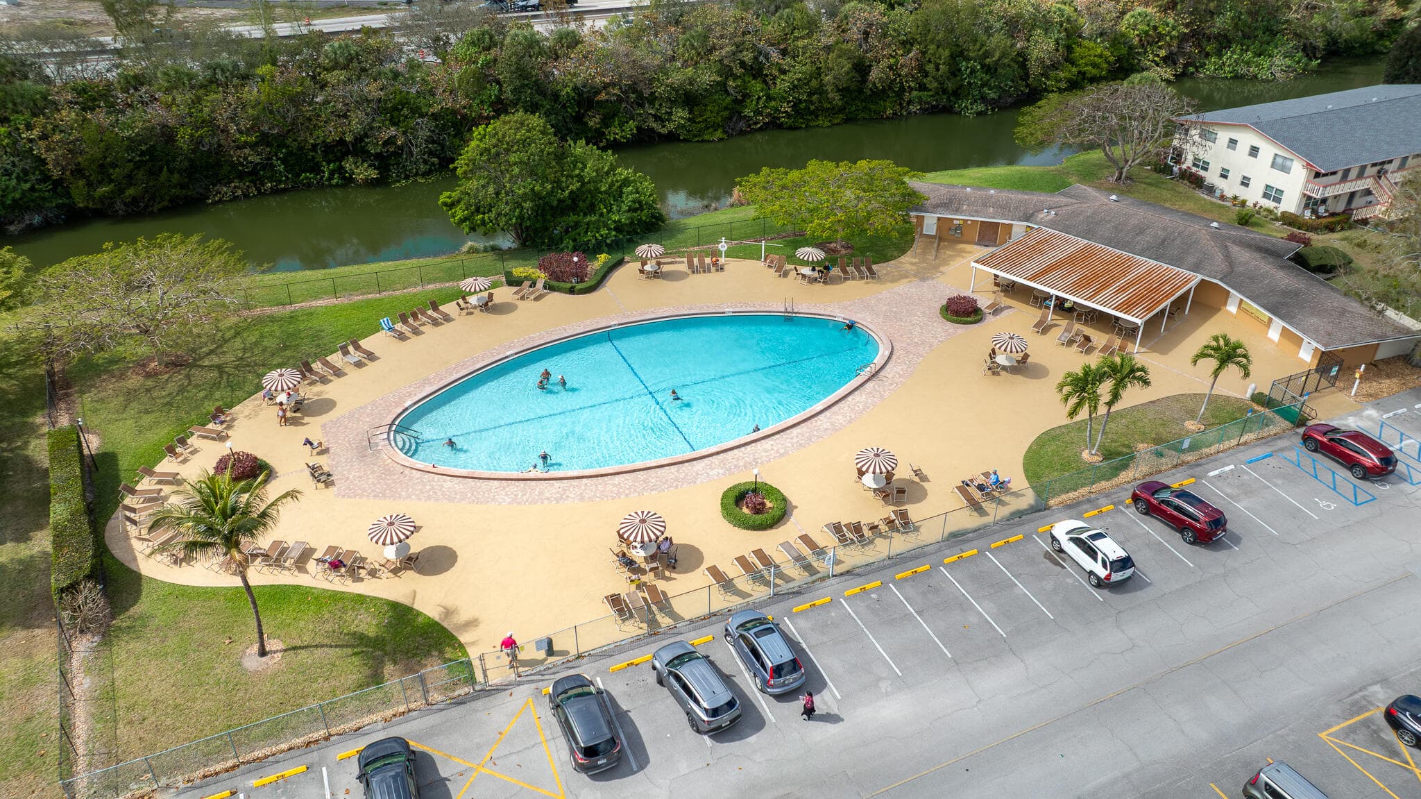 346 Windsor O, West Palm Beach, FL 33417 32