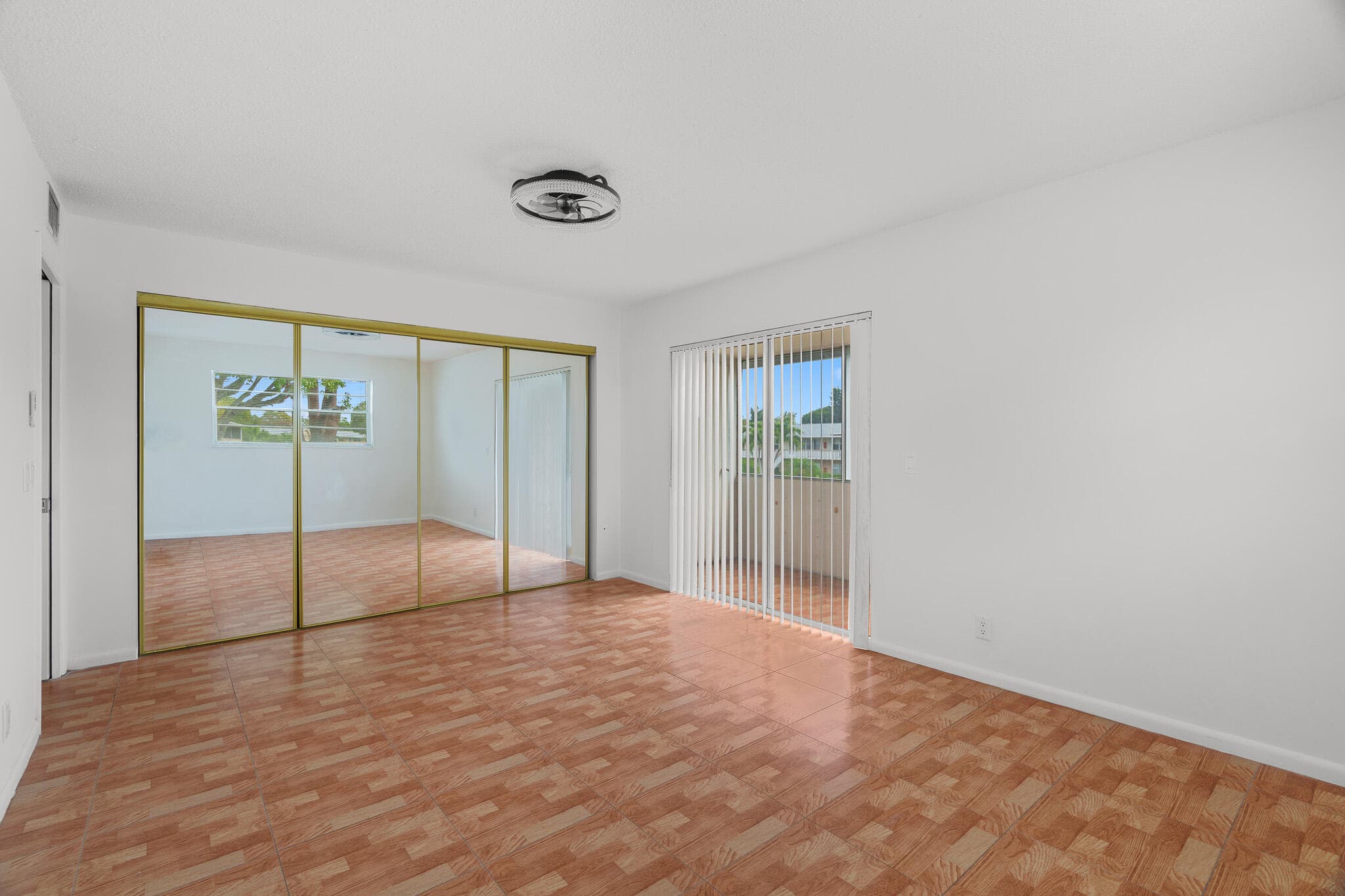 346 Windsor O, West Palm Beach, FL 33417 26